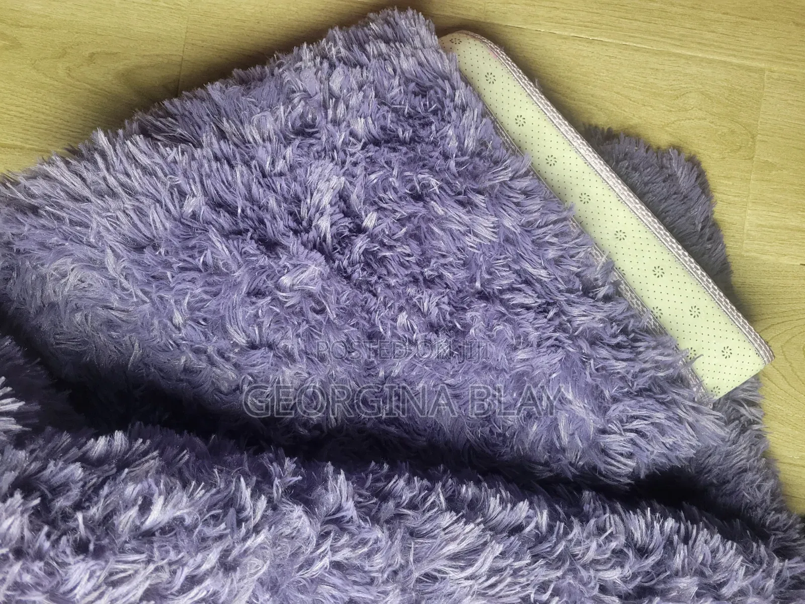 Fluffy Carpet