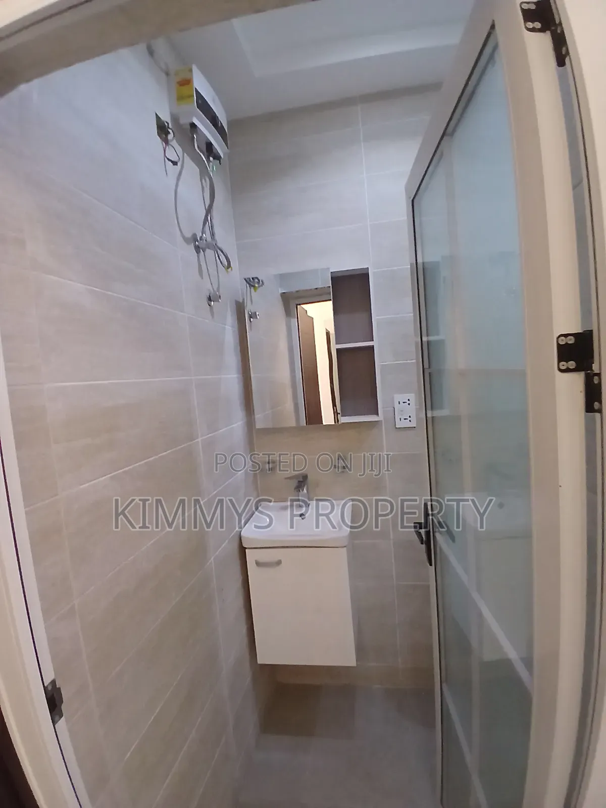 Furnished 1bdrm Apartment in Kimmys Property, Otano for rent