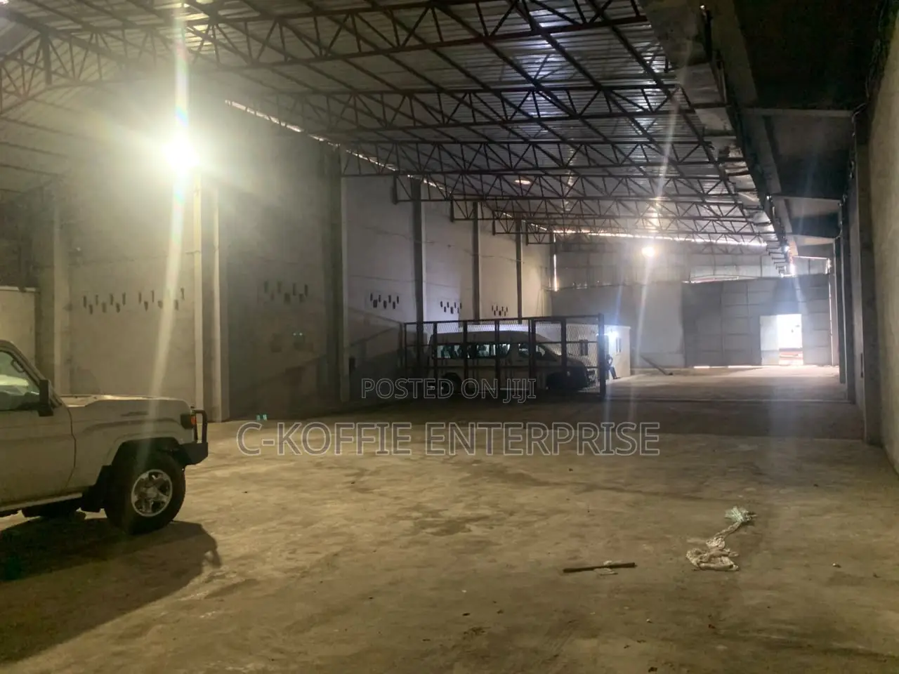 1,350 SQM Warehouse at Accra for Rent