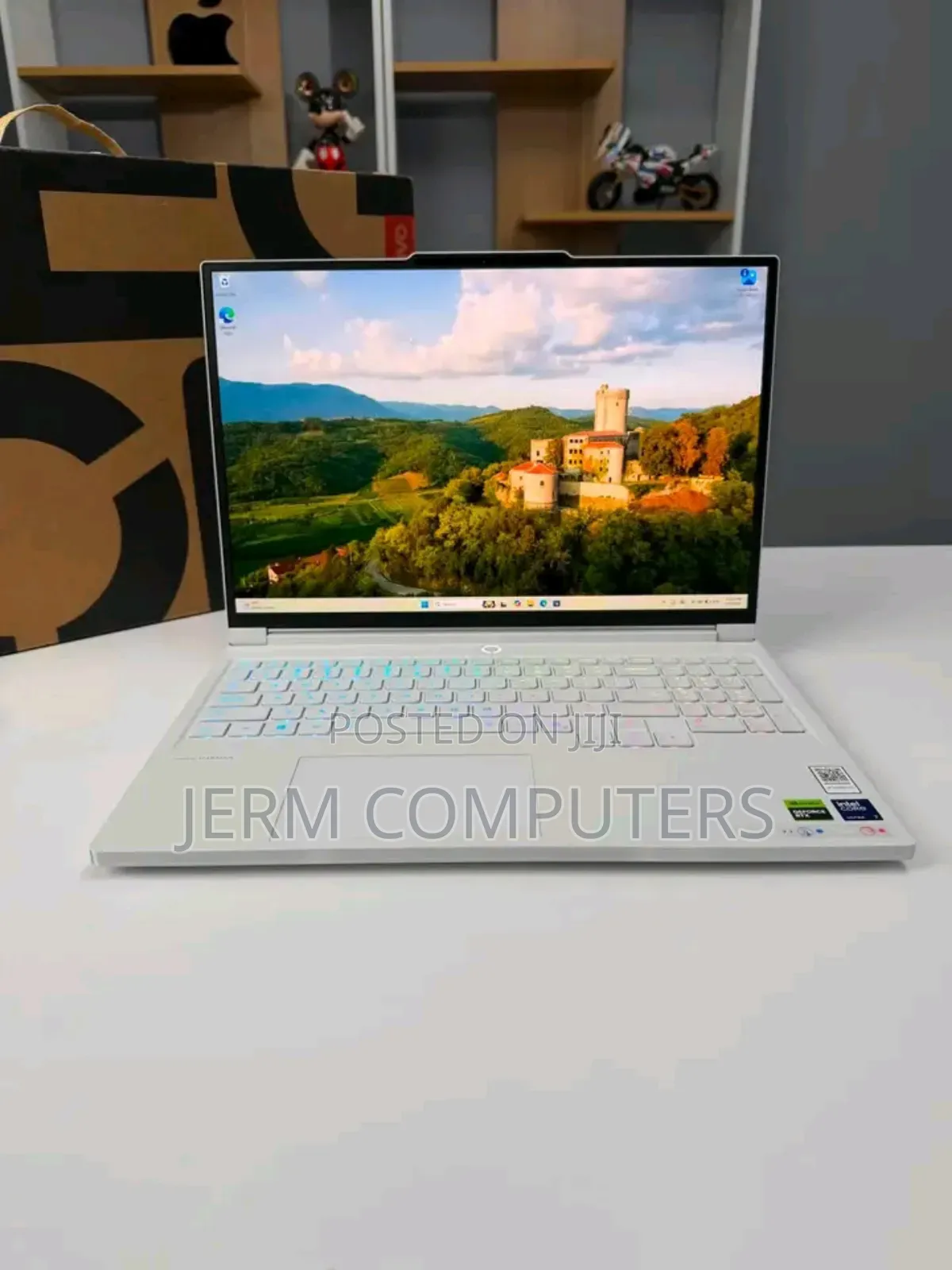 New Laptop Lenovo Lrgion 7i 32GB Intel Core Ultra 7 SSD 1T