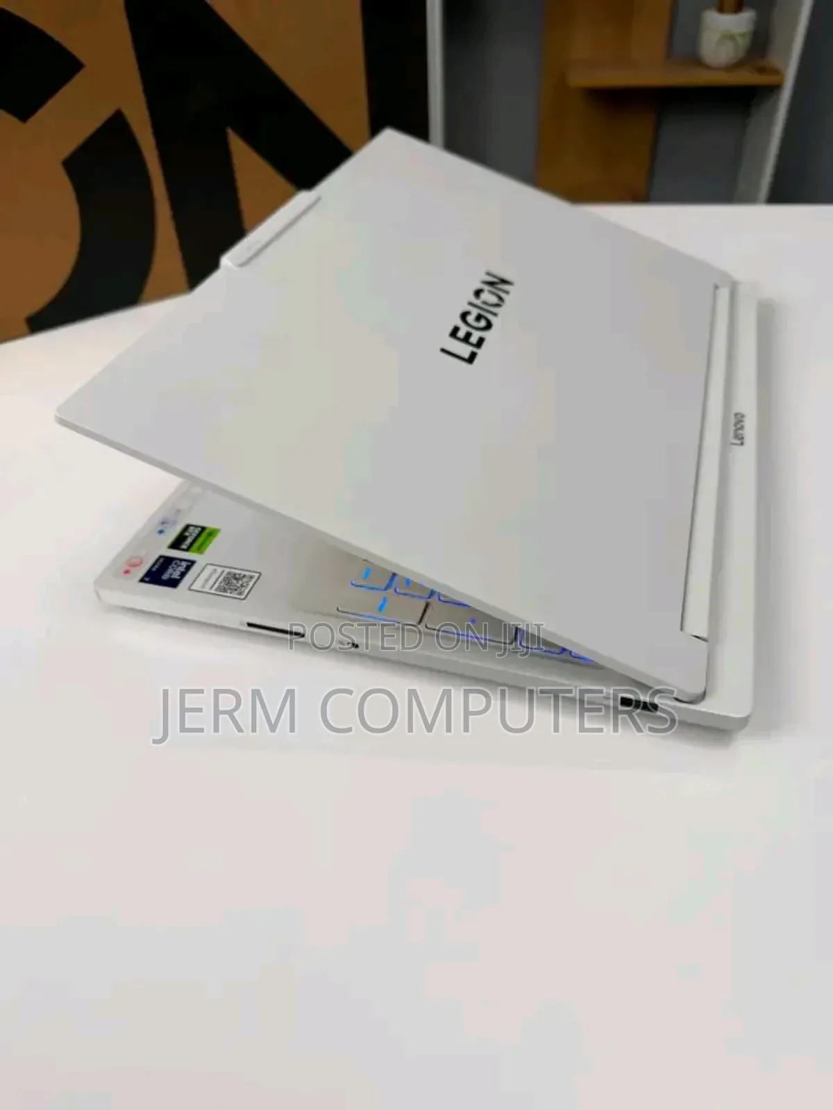 New Laptop Lenovo Lrgion 7i 32GB Intel Core Ultra 7 SSD 1T