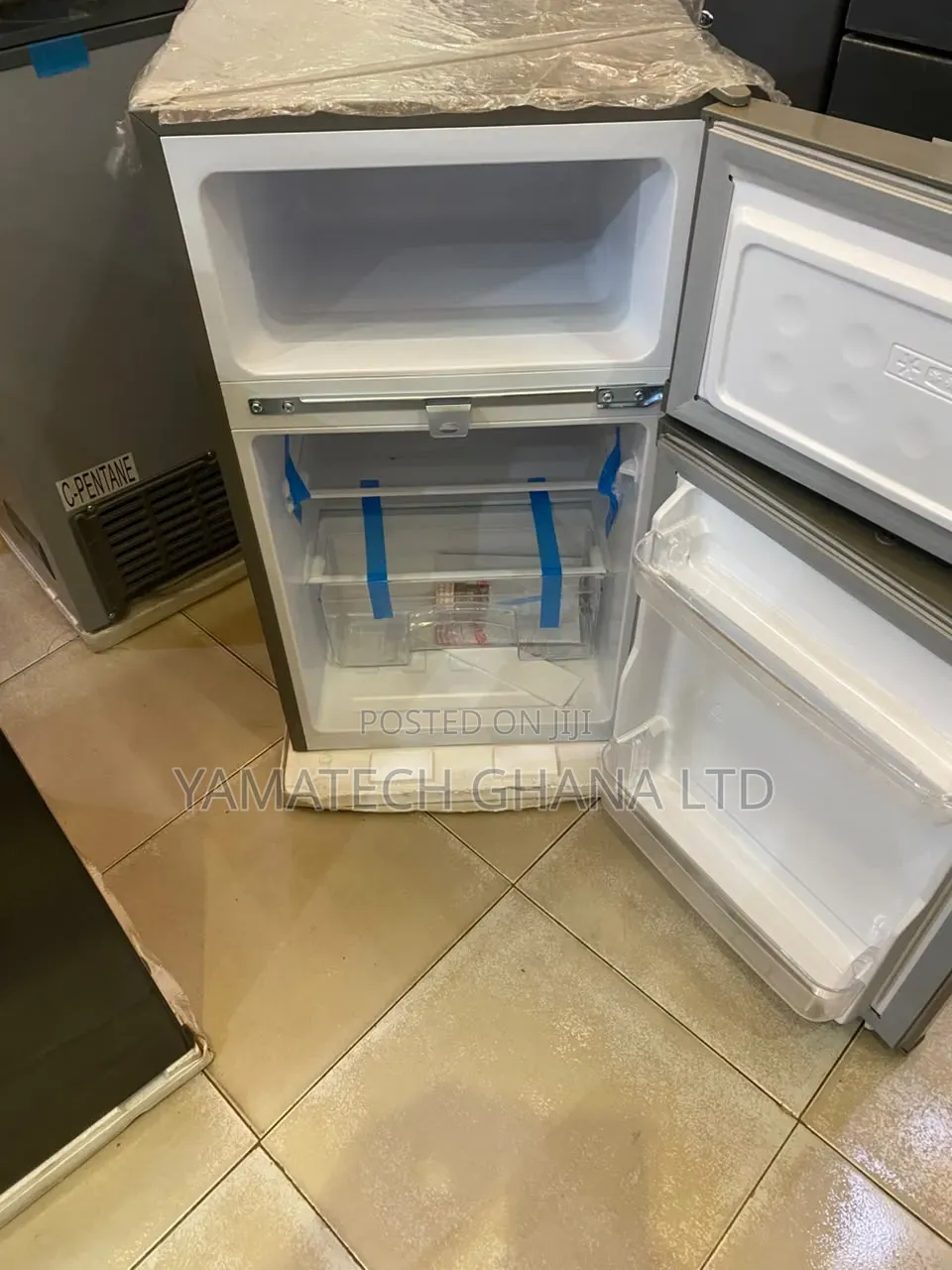 Pearl 85 Litre Double Door Table Top Refrigerator With Top Freezer