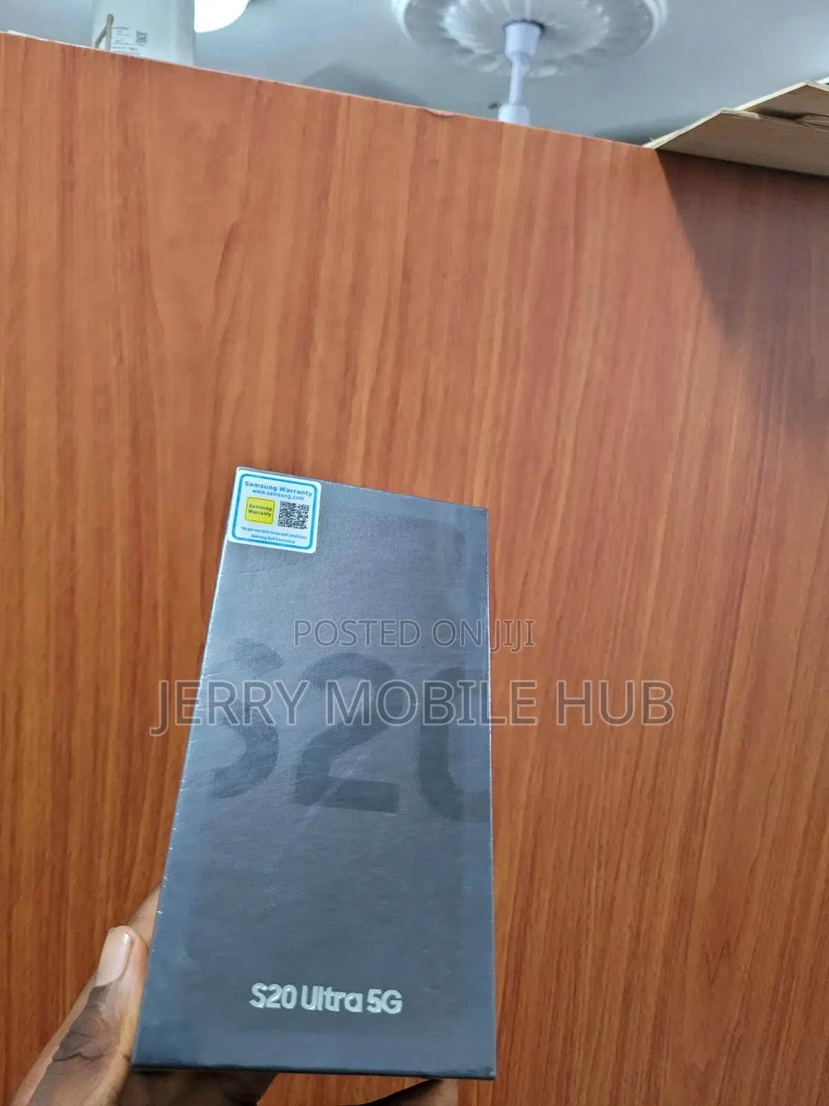 New Samsung Galaxy S20 128 GB