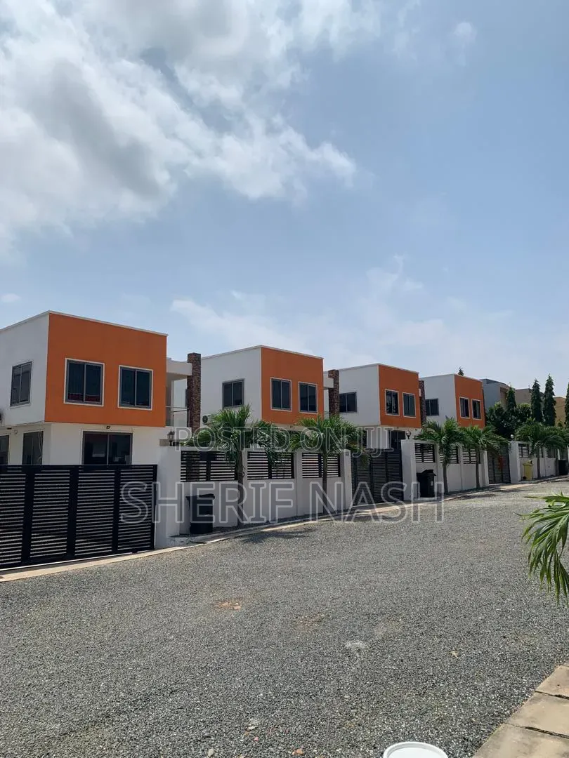 4bdrm Townhouse / Terrace in East Legon Hills, Accra Metropolitan