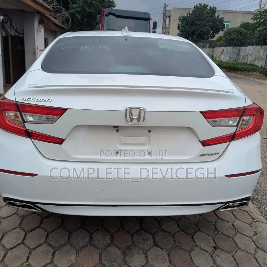 Honda Accord Sport (1.5L 4cyl Turbo CVT) 2019 White