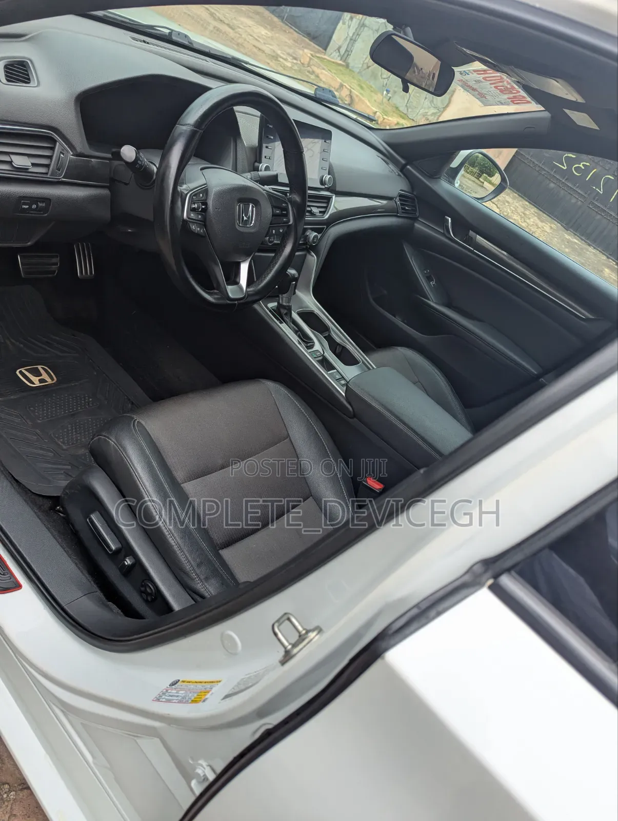 Honda Accord Sport (1.5L 4cyl Turbo CVT) 2019 White