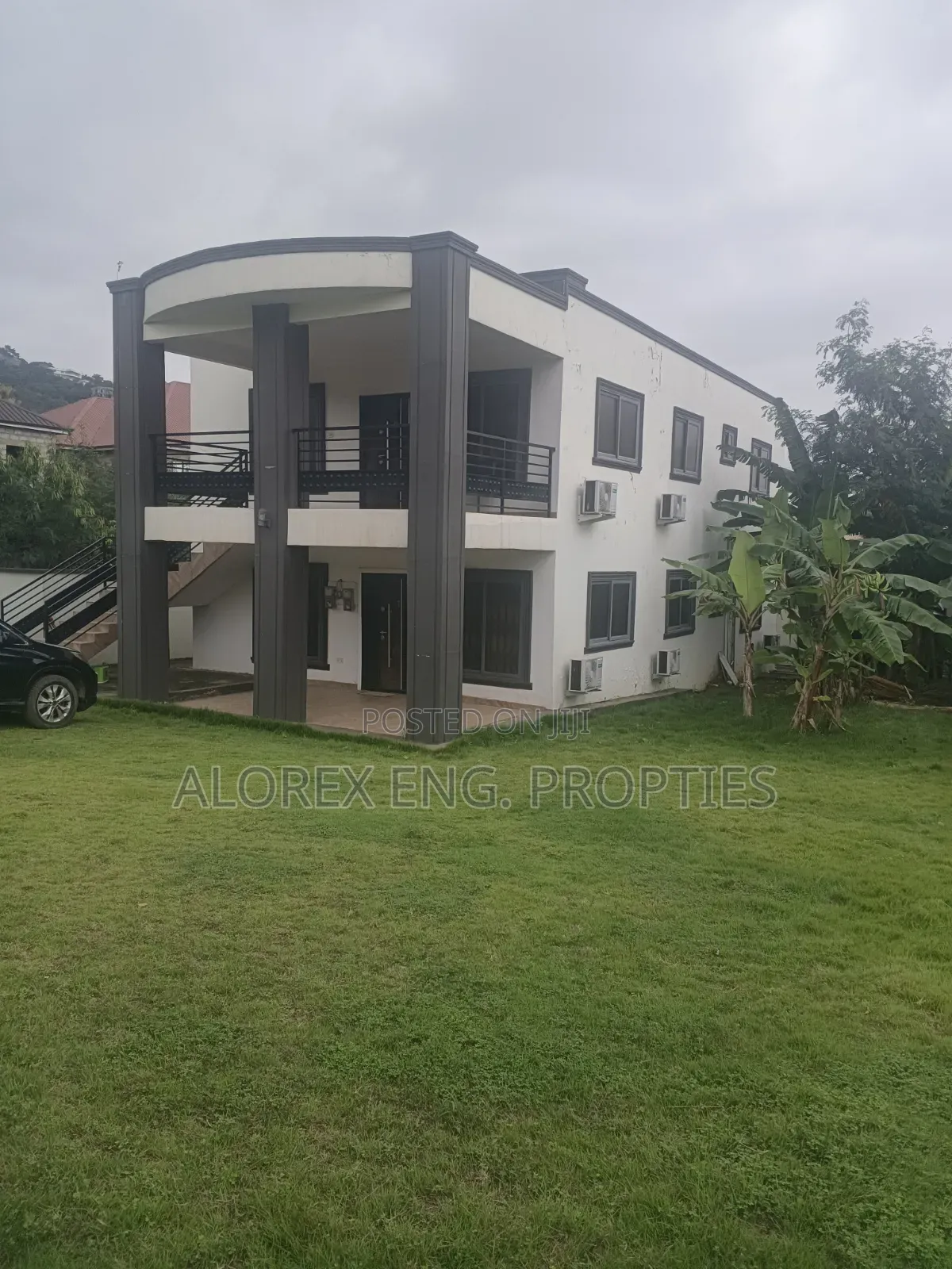 Furnished 3bdrm Apartment in $120 Daily, Oyarifa Mall Area for rent