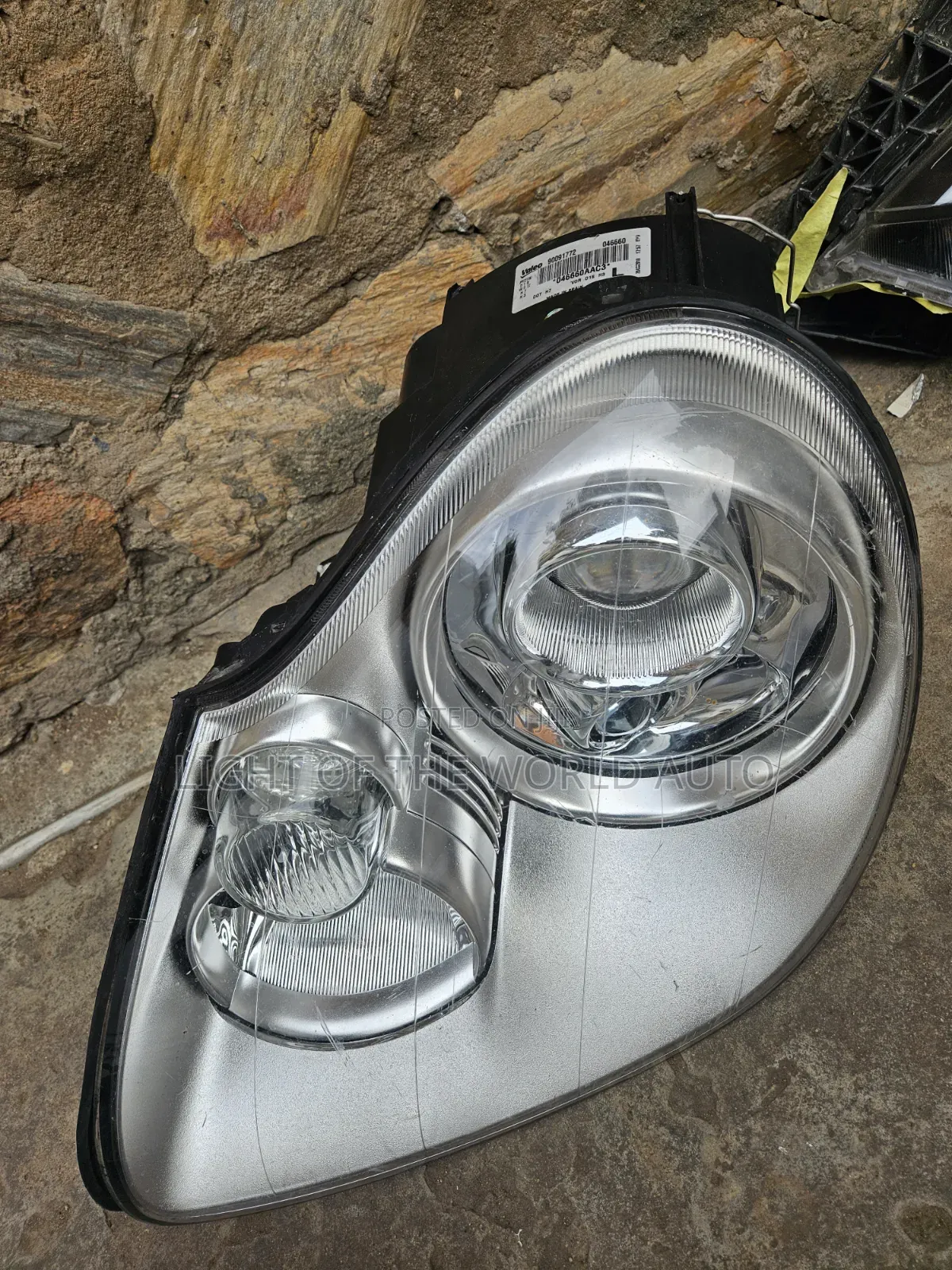 Porche Cayenne Headlights 03 Driver Side Charger Type
