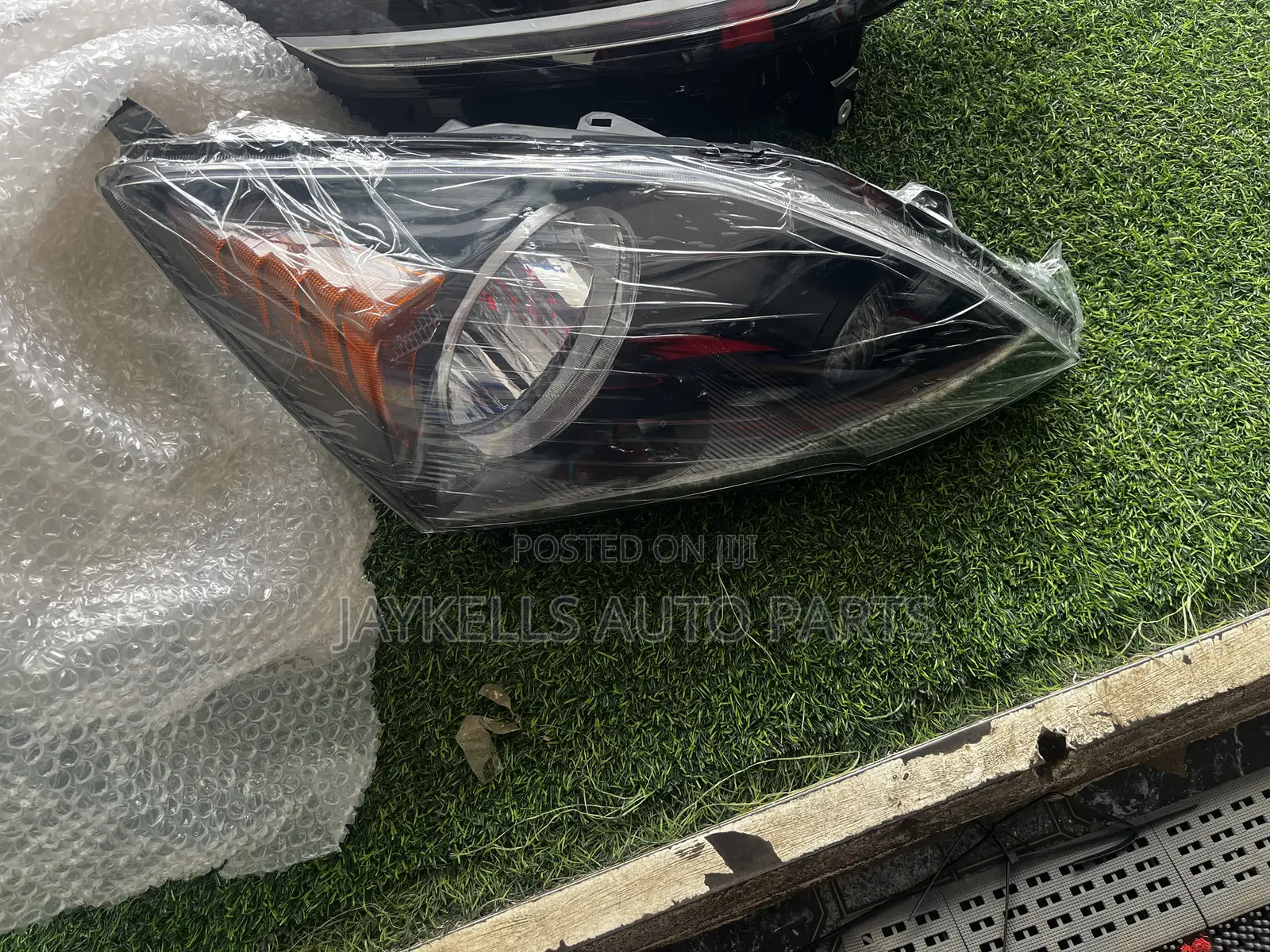 2007-2011 Honda CRV Headlight Pair
