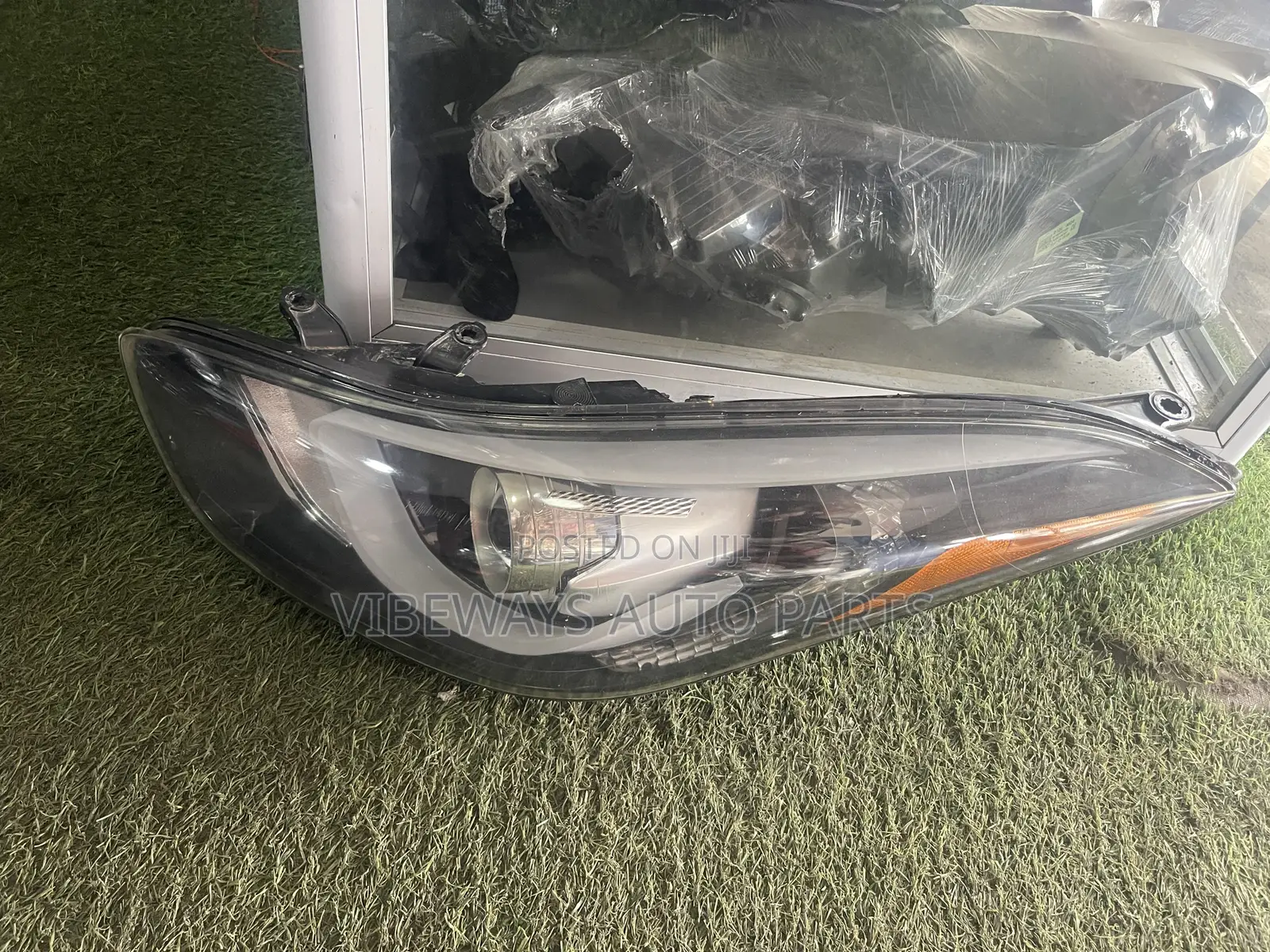 Hyundai Elentra 2013-2016 Headlight Led Original Used