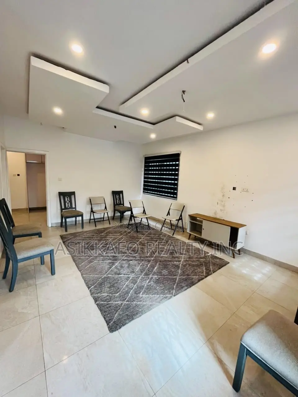 2bdrm Townhouse / Terrace in Manet, Spintex for rent