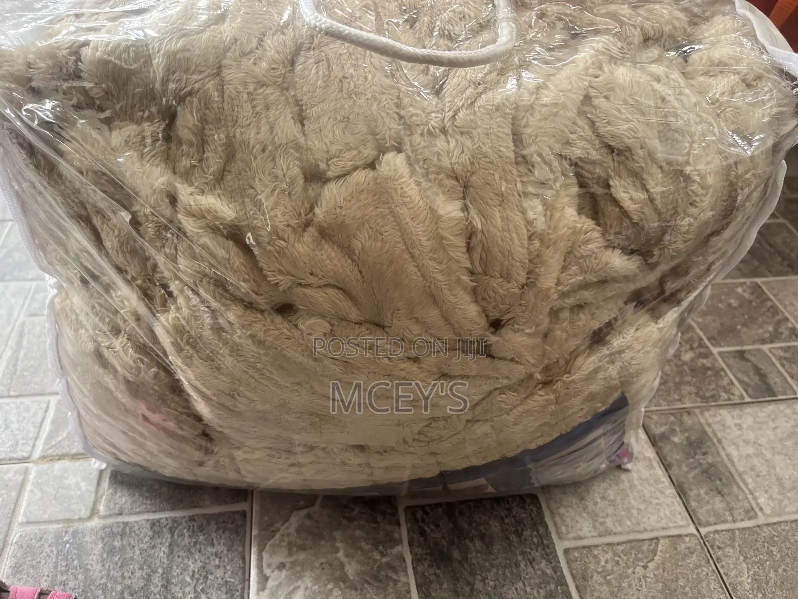 Throw Blanket Fluffy With Pillowcases