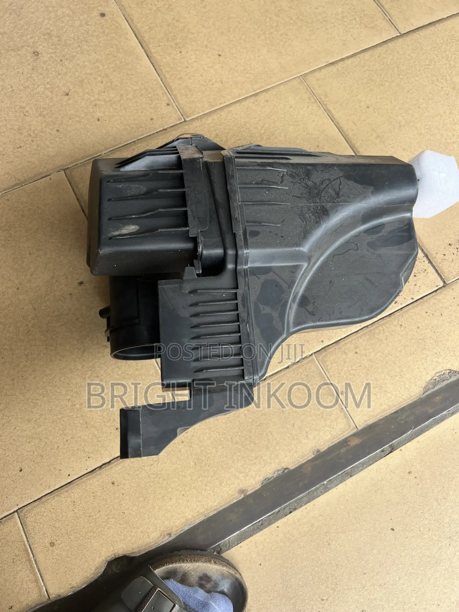 Mitsubishi Outlander 2022 2023 2024 2025 Cleaner Box