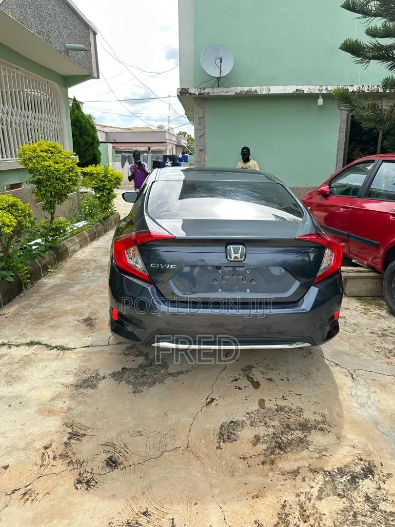 Honda Civic EX Sedan 2019 Gray
