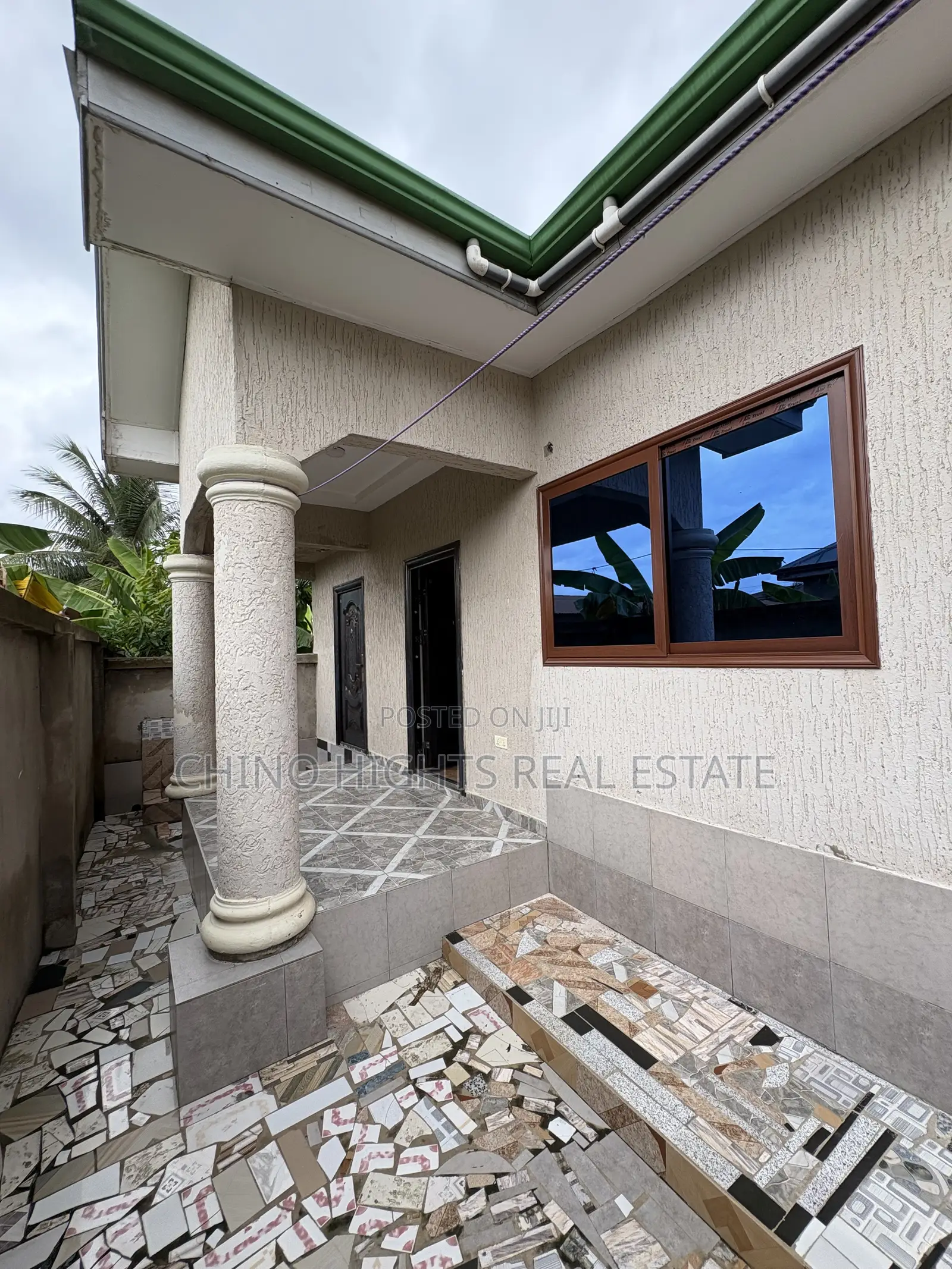 1bdrm Apartment in Us, Tema Metropolitan for rent