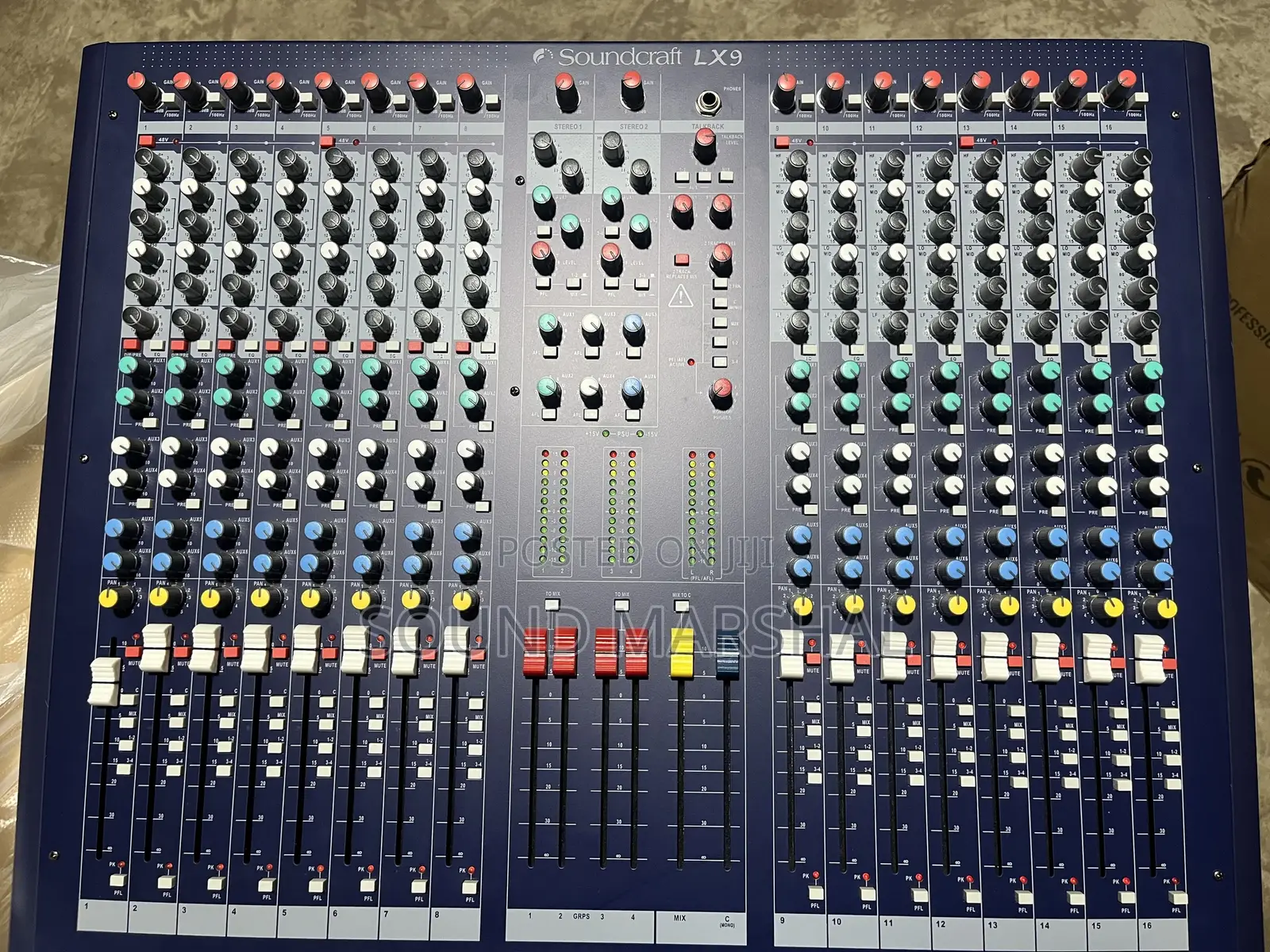 Soundcraft LX9 16 Channel Mixer