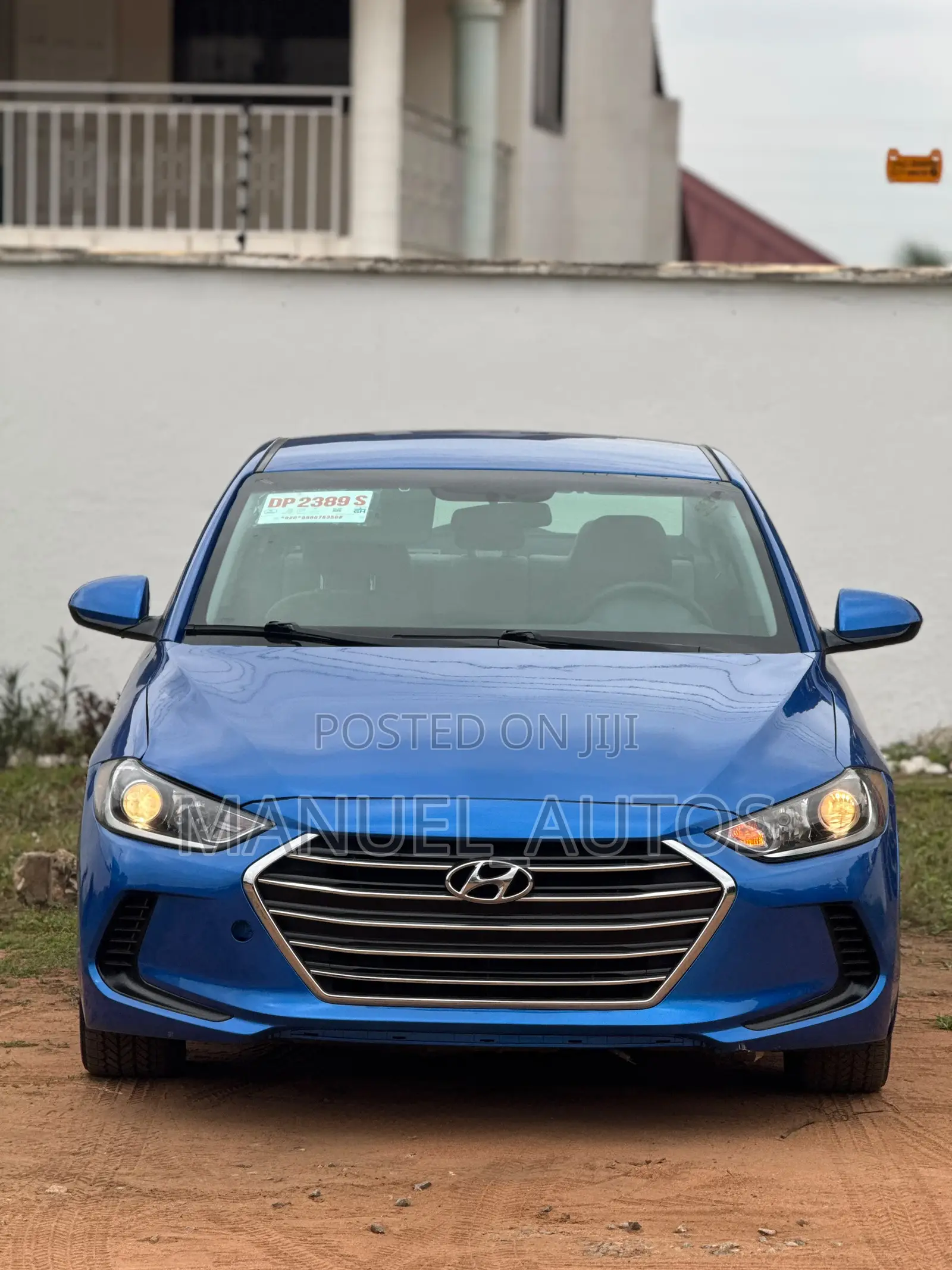 Hyundai Elantra Limited Sedan FWD (2.0L 4cyl 6A) 2017 Blue