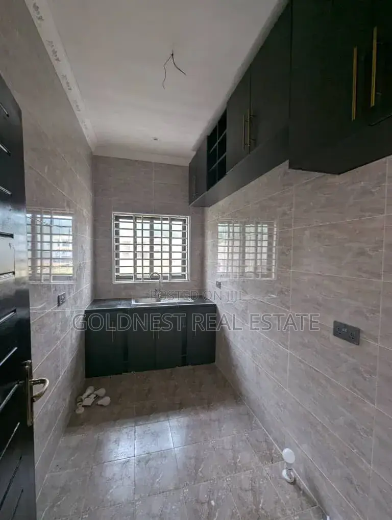 Mini Flat in Not In Estate, Oyarifa Mall Area for rent