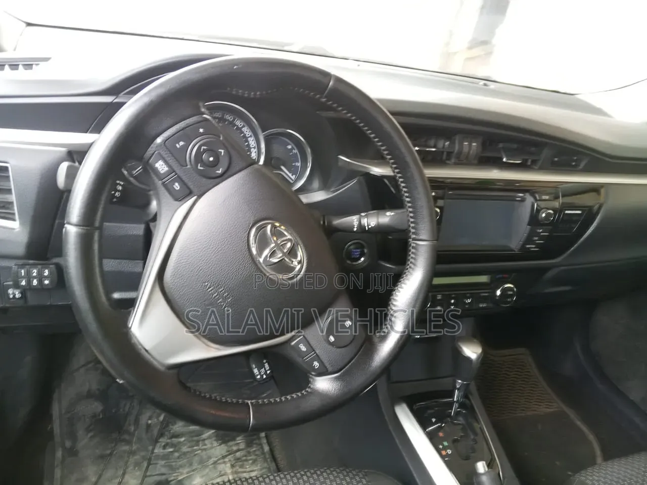 Toyota Corolla 2015 White
