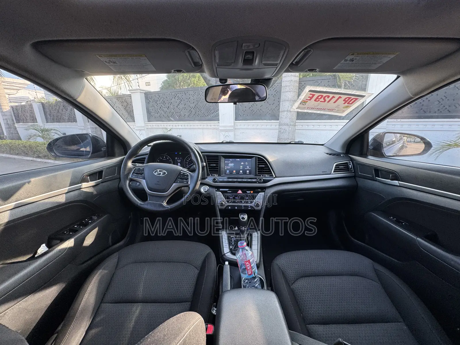 Hyundai Elantra SE Sedan FWD (2.0L 4cyl 6M) 2017 Black