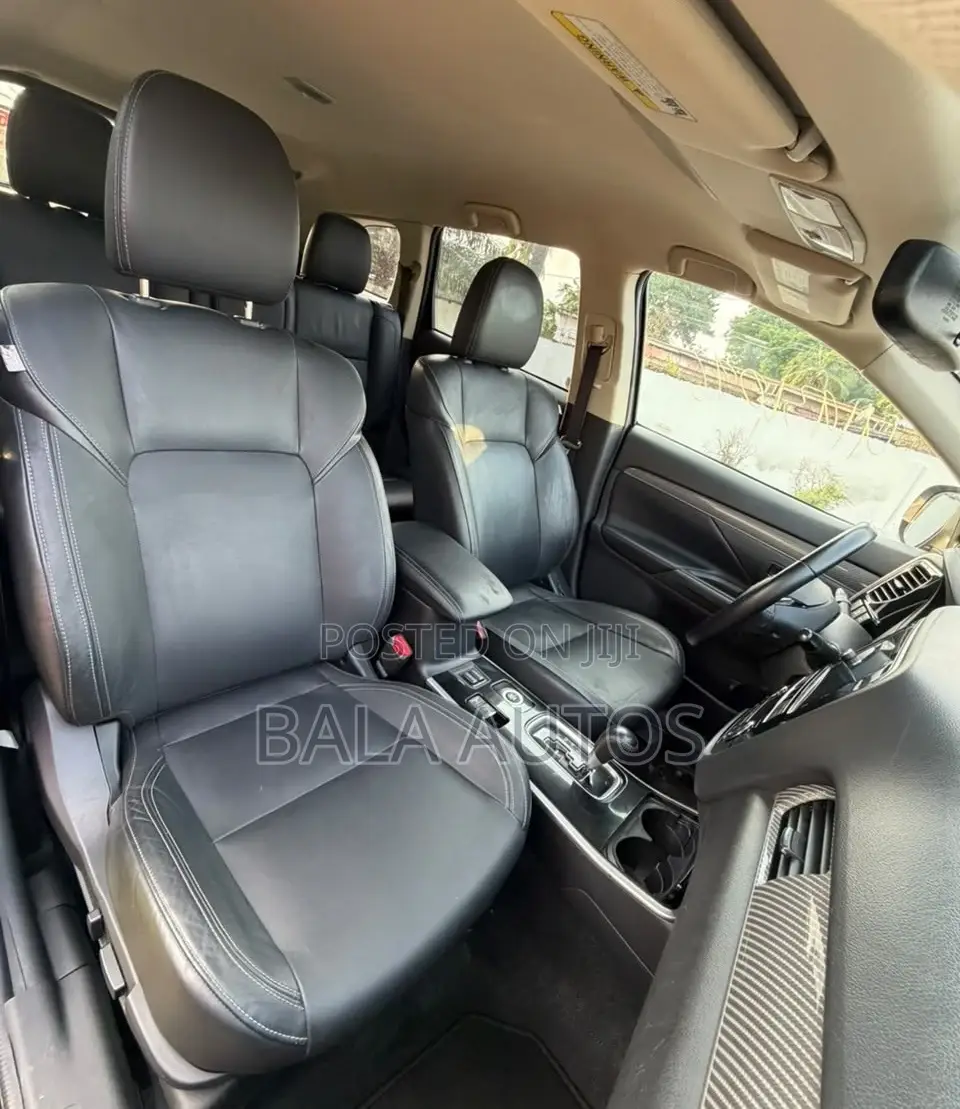 Mitsubishi Outlander 2019 Black