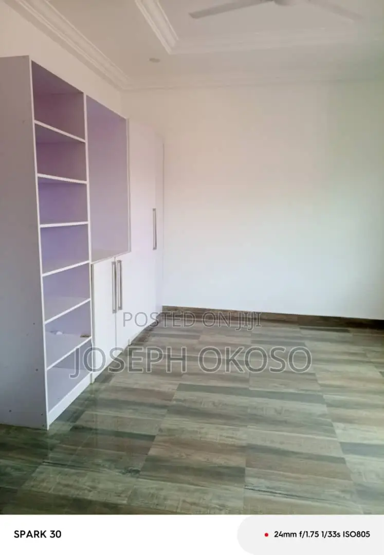 5bdrm Mansion in Little Rock Consult, Dzorwulu for rent