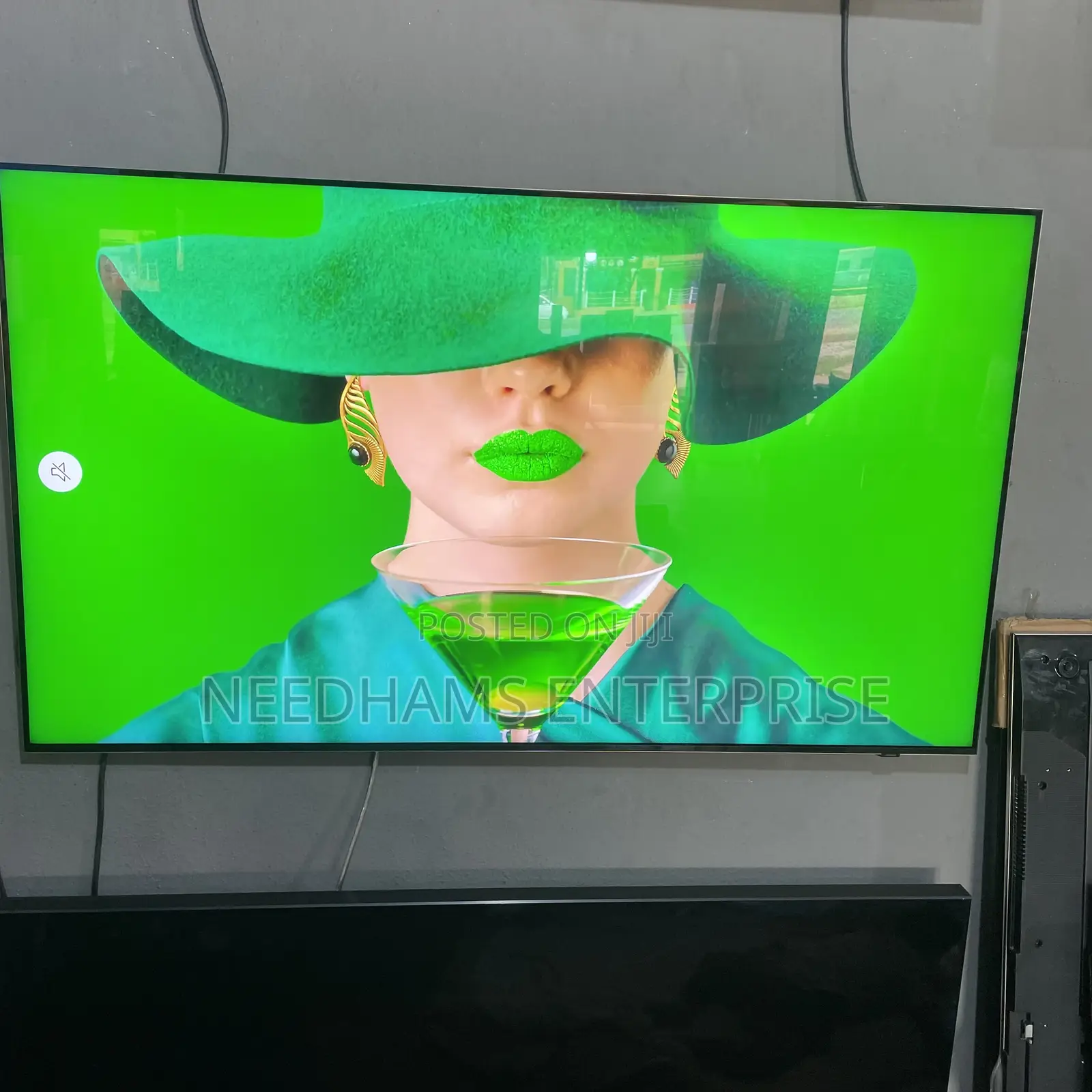 50 Inches Samsung Edgeless Au8000 Smart TV