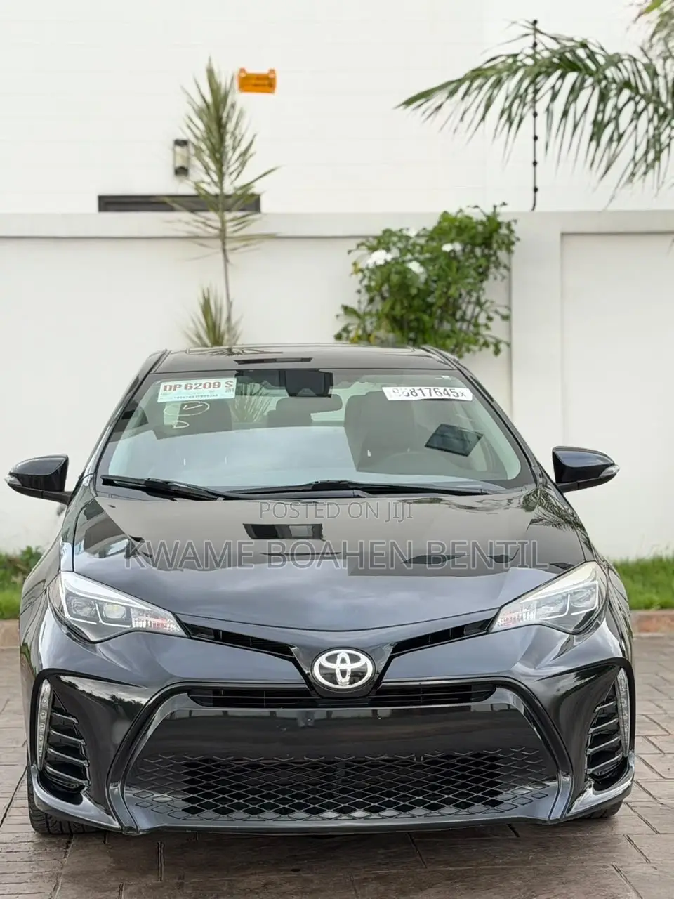 Toyota Corolla SE (1.8L 4cyl 6M) 2019 Black