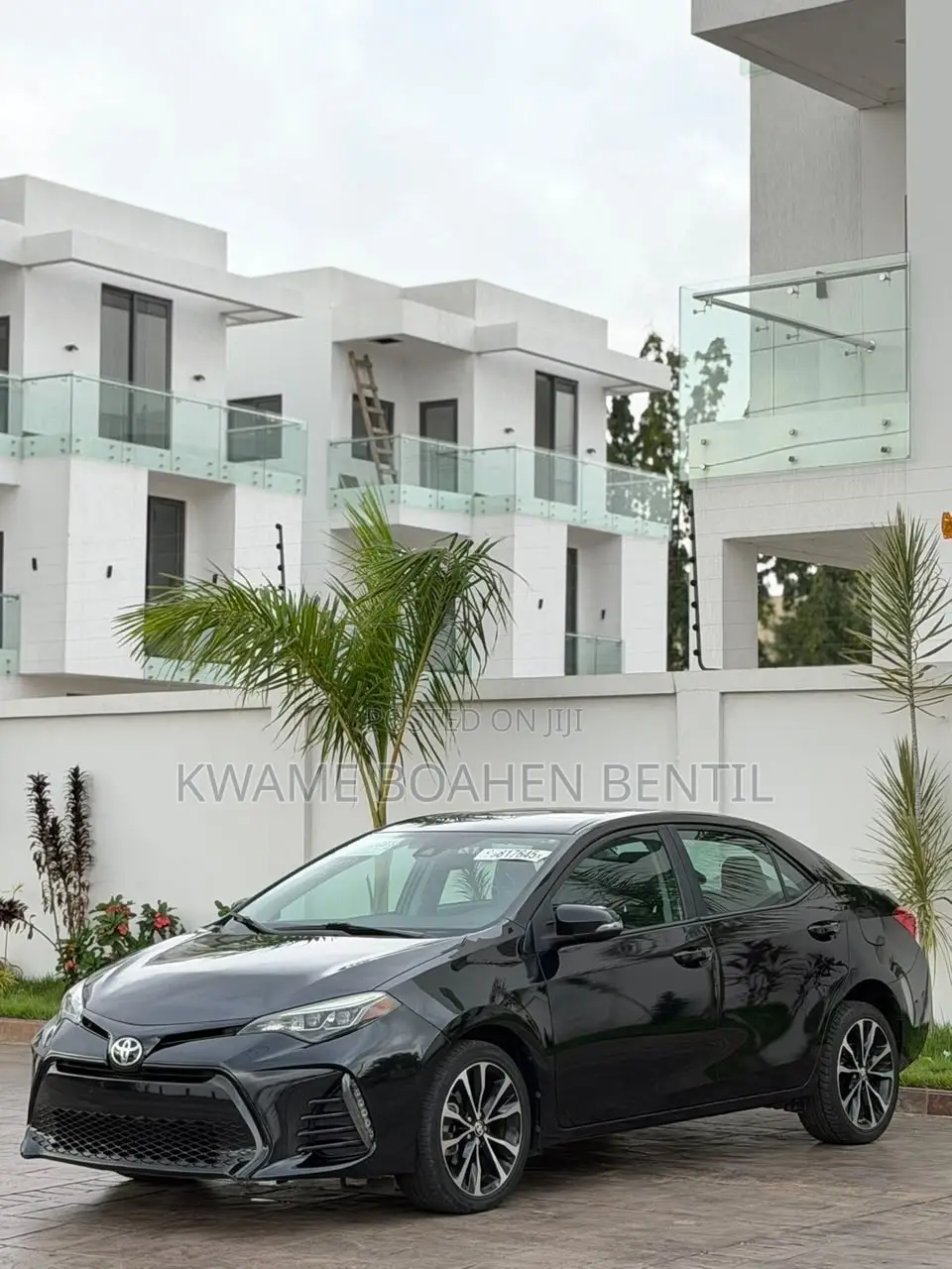 Toyota Corolla SE (1.8L 4cyl 6M) 2019 Black