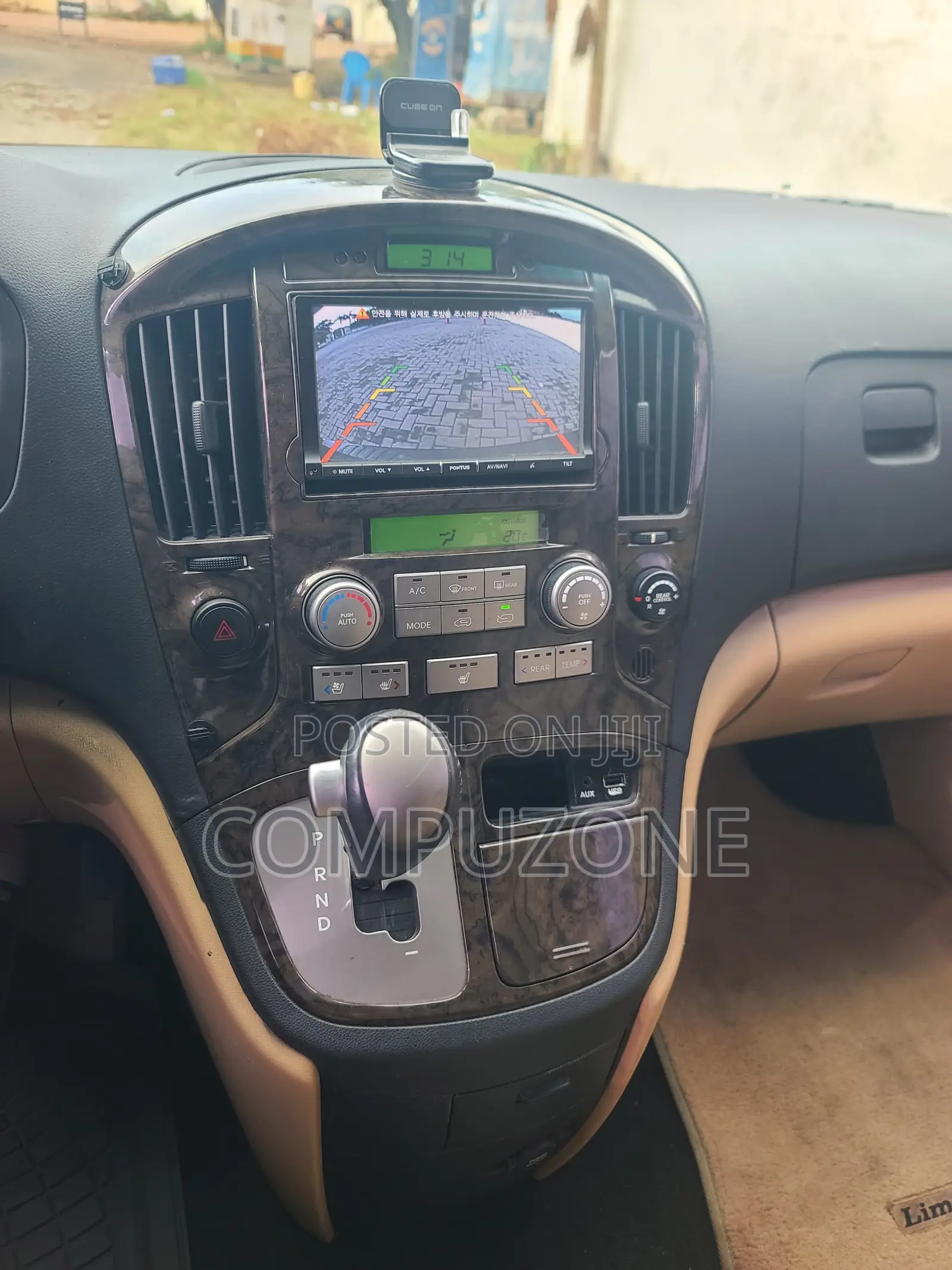 Hyundai Starex 2014 Black