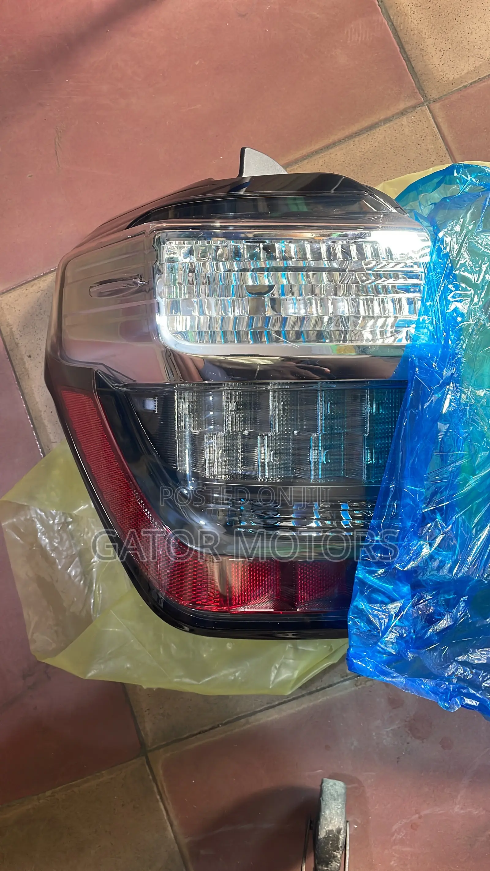 4Runner 2014 2015 2016 2017 2018 2019 2020 2021 Tail Light