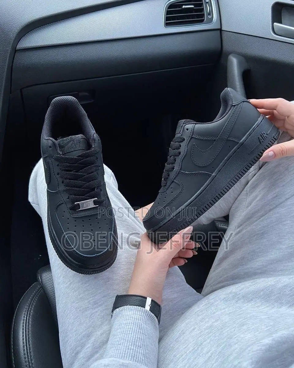 Original Nike Airforce 1 Low White or Black