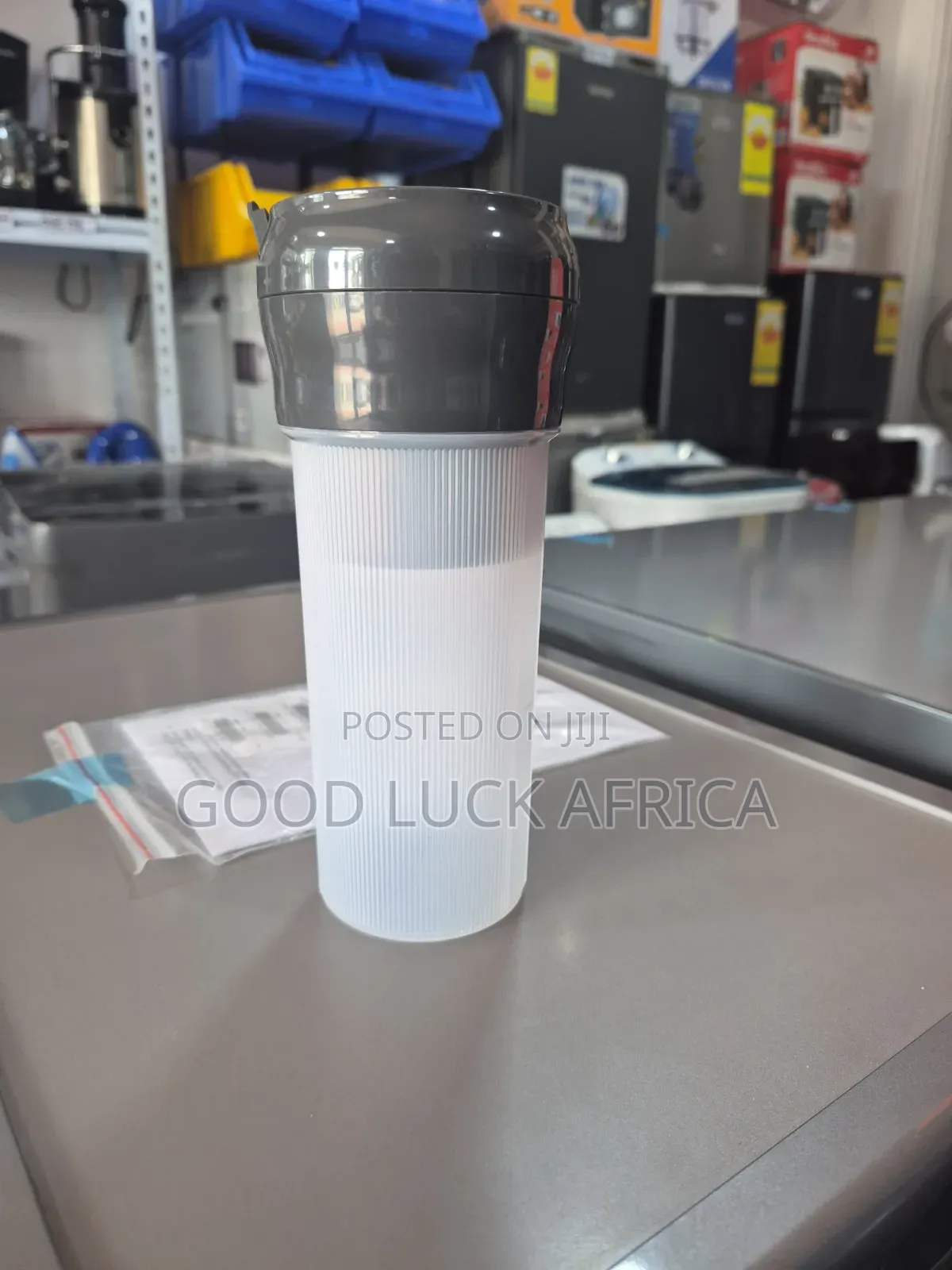 Decakila 300ml Cordless Portable Blender 30W – KMJB035W
