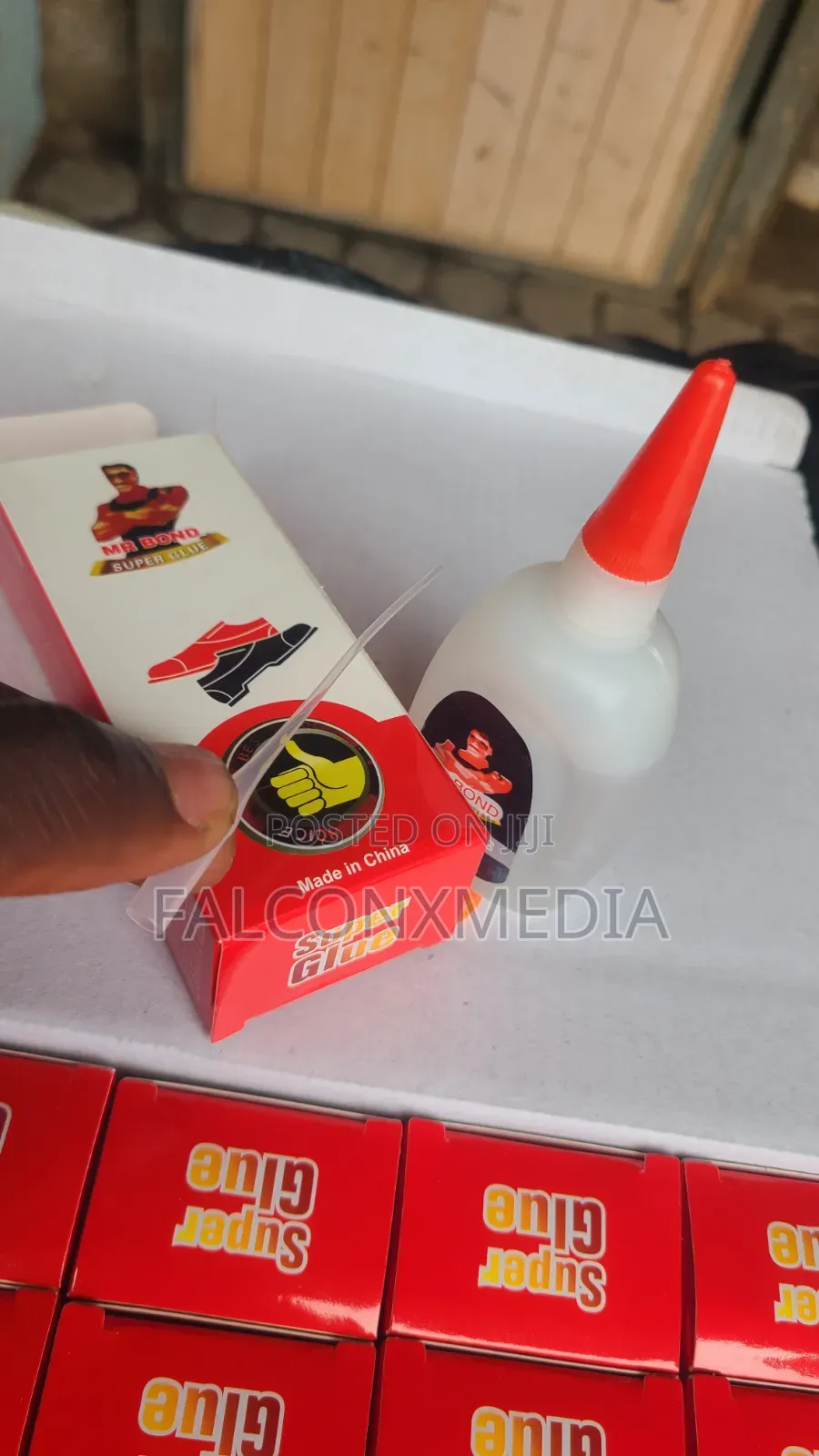 Mr. Bond Super Glue