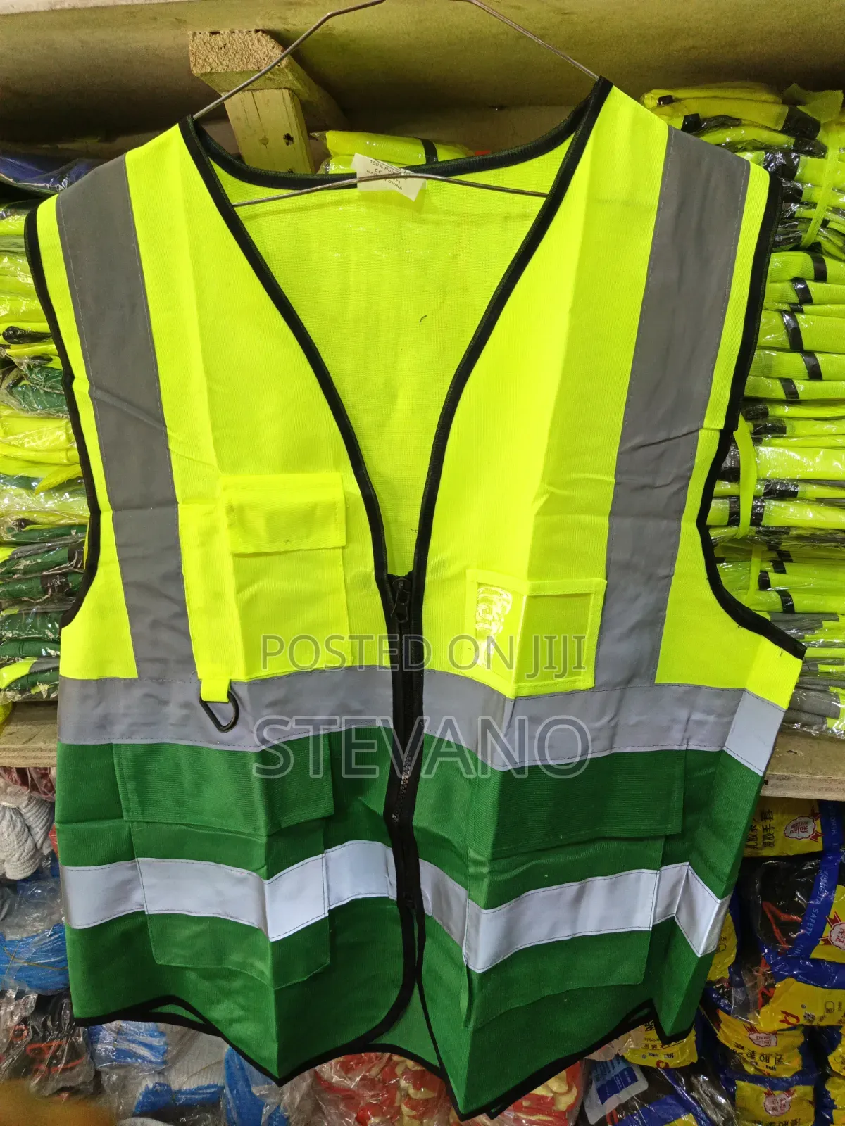 4 Pocket Reflective Vest