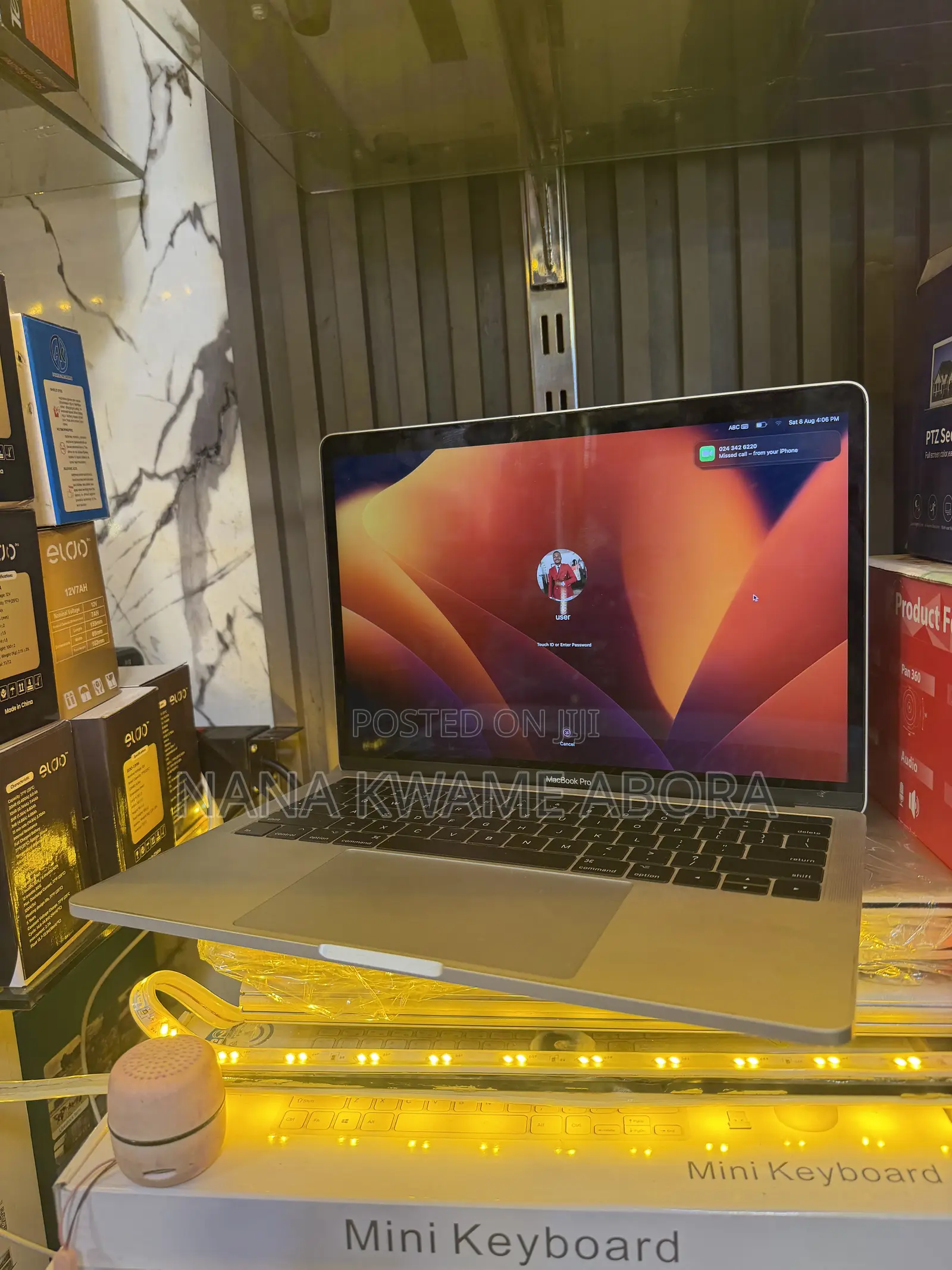 Laptop Apple MacBook Pro 2017 8GB Intel Core i5 SSD 256GB