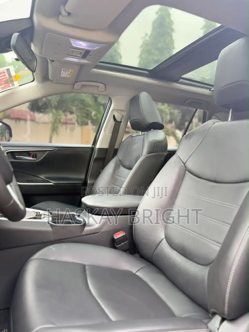 Toyota RAV4 2023 Black