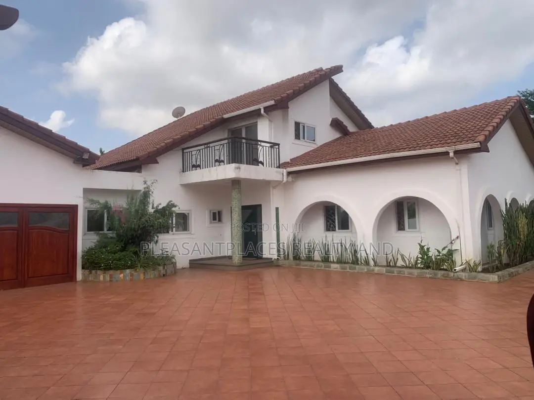 4bdrm House in Pleasantplaces And, East Legon for rent