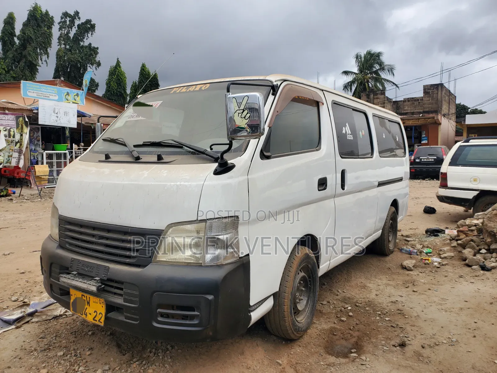 Nissan Caravan (Urvan) 2012 White