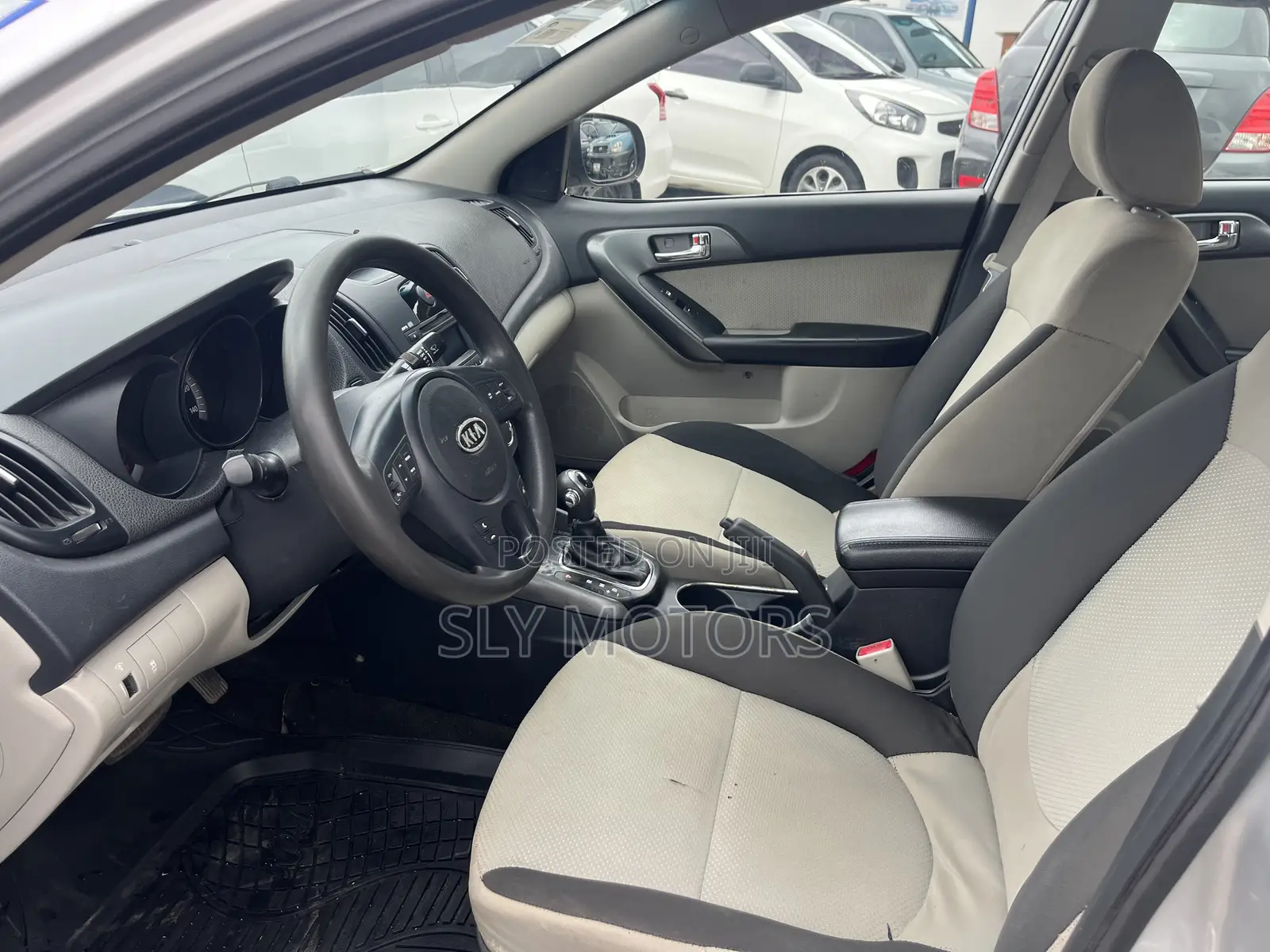 Kia Forte 2013 Silver