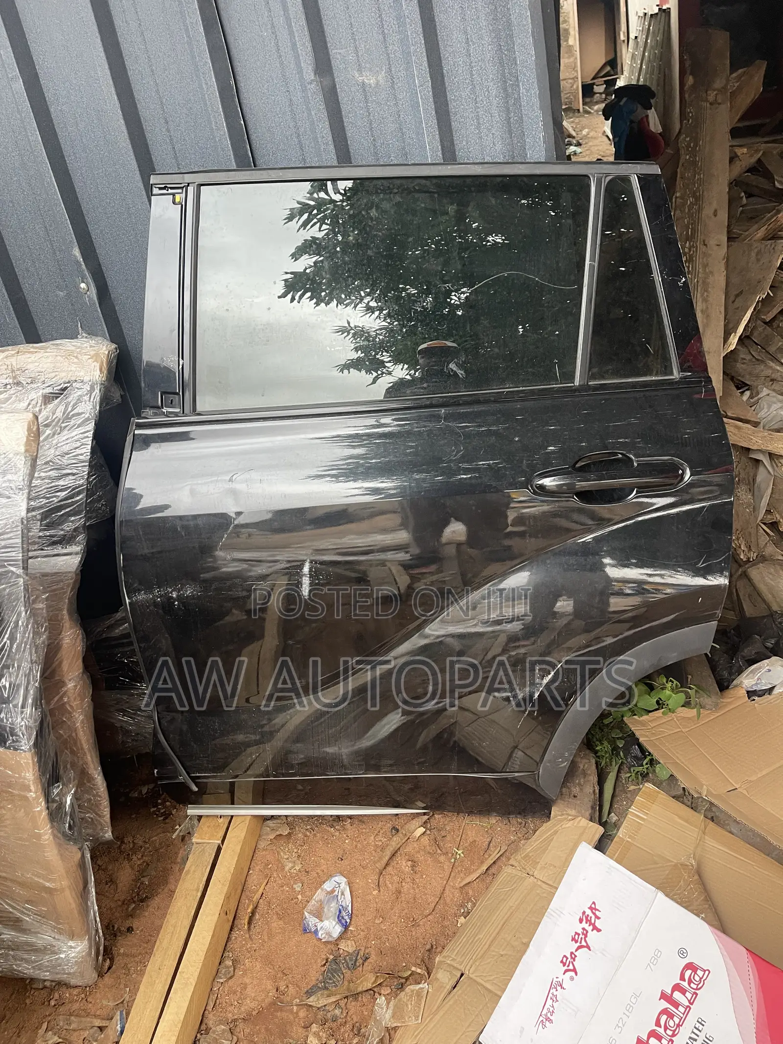 Toyota Highlander 2020-2025 Door Back Left