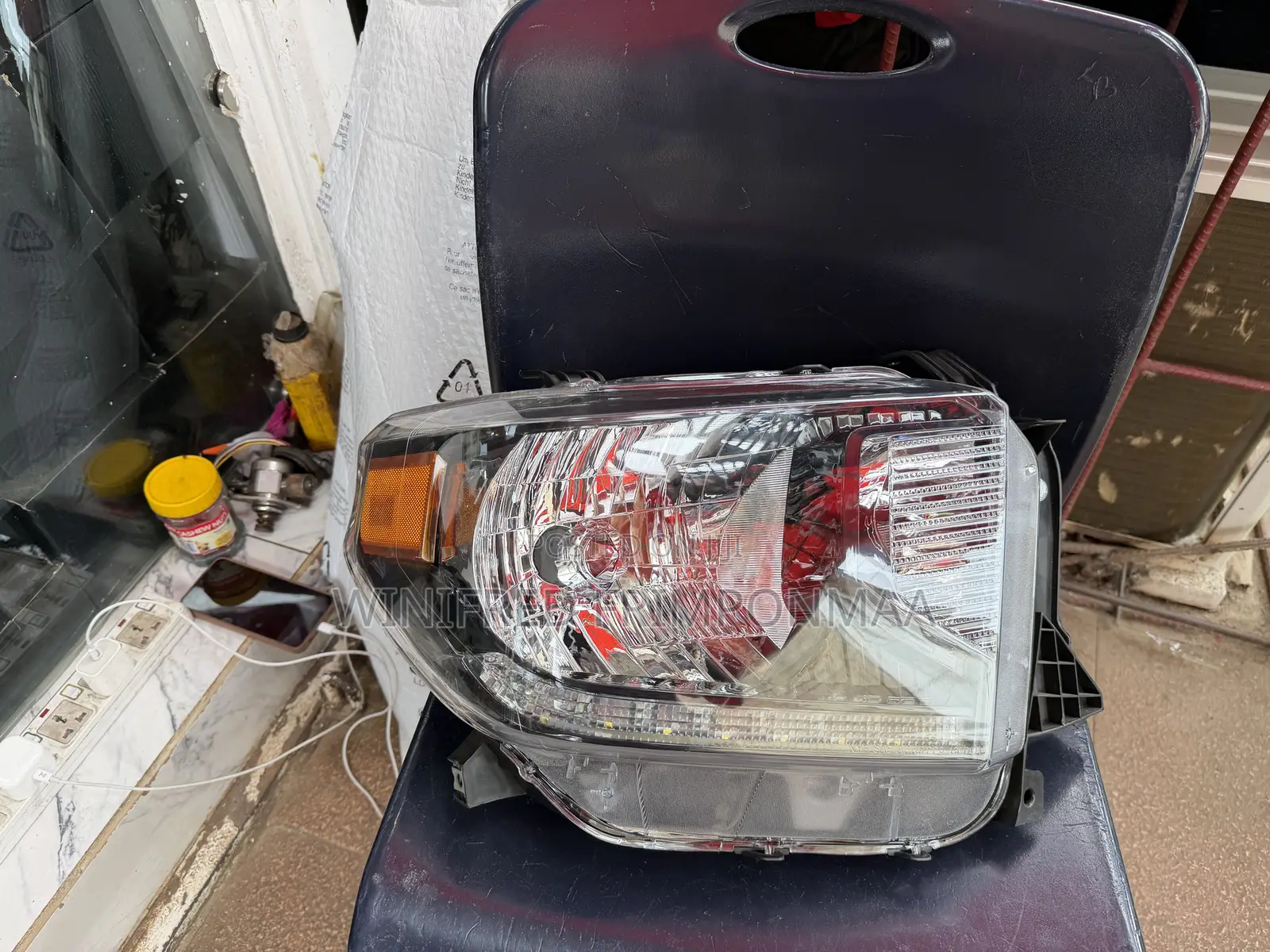 Toyota Tundra 2016,2017,2018 Headlight