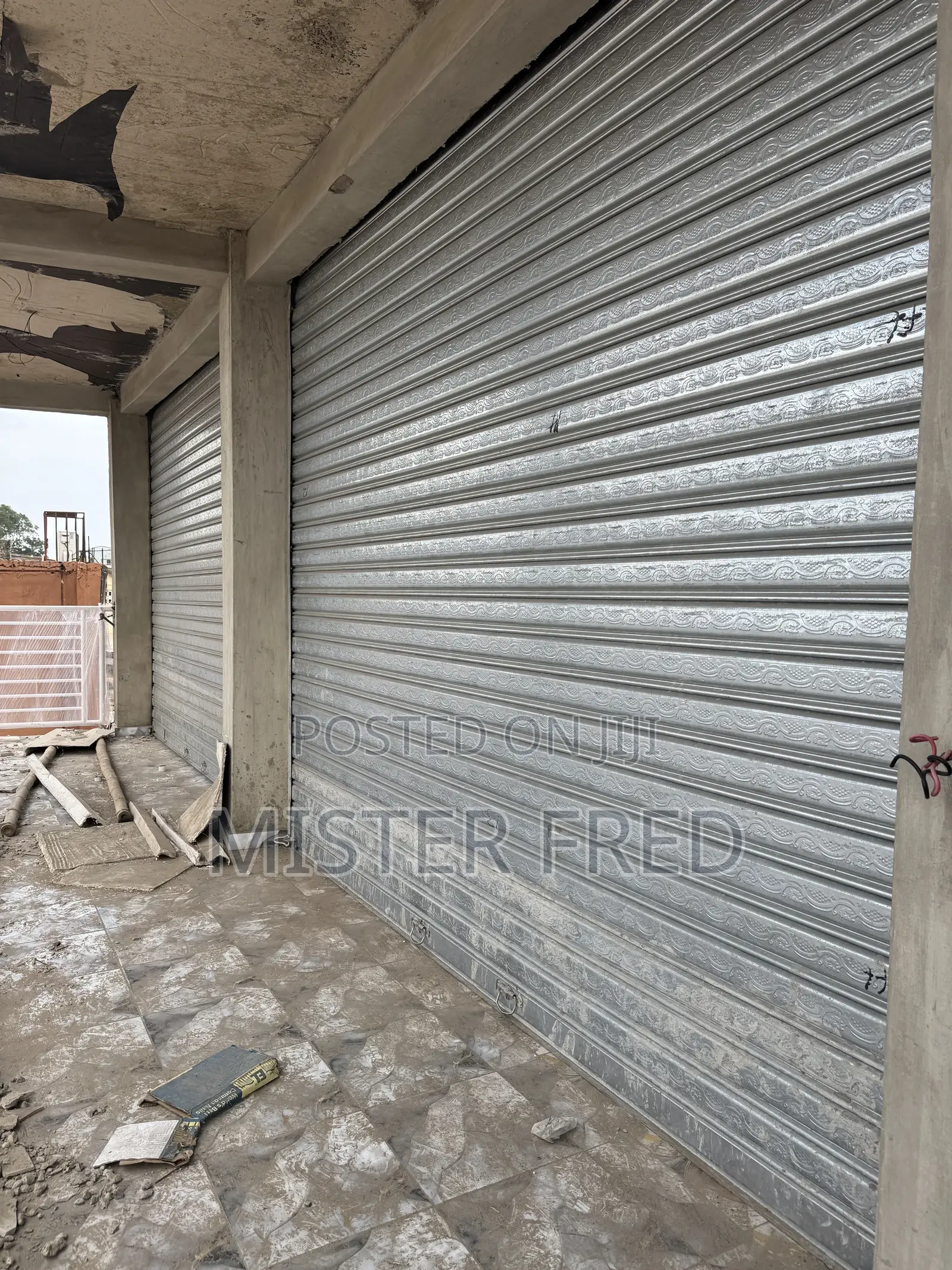 Double Shop for Rent at Darkuman