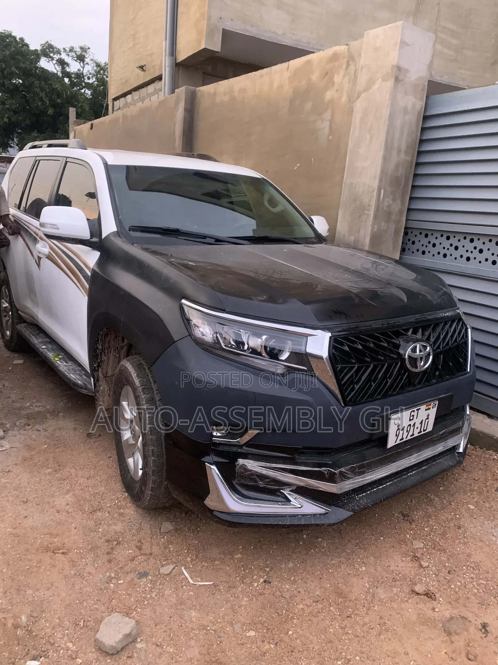 Land Cruiser Prado 2010-2016 Upgraded to 2023 Body Kit