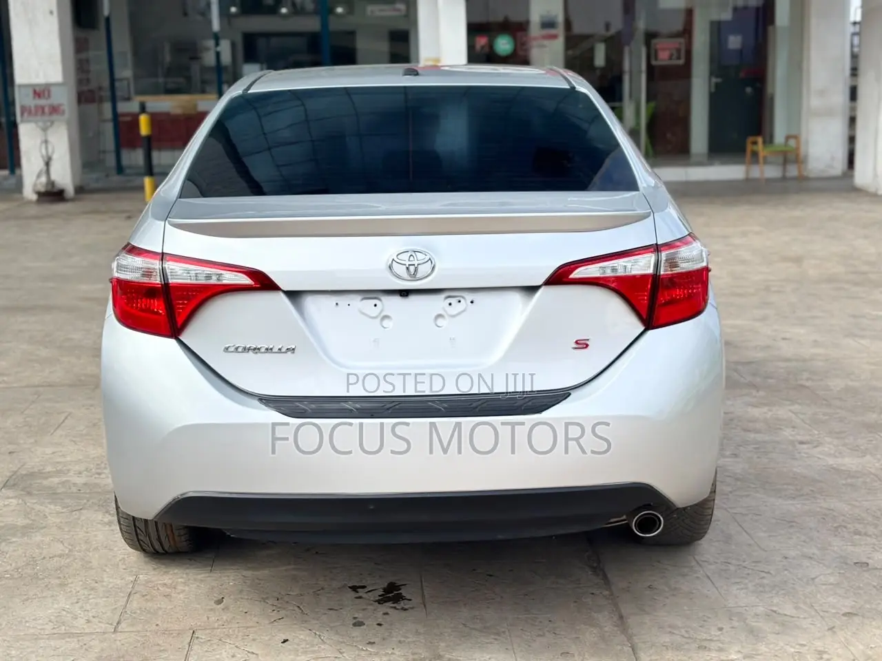 Toyota Corolla S 4dr Sedan (1.8L 4cyl CVT) 2015 Silver