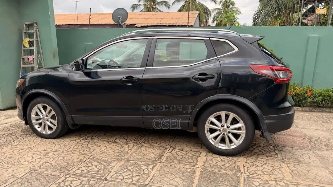 Nissan Qashqai 2018 Black