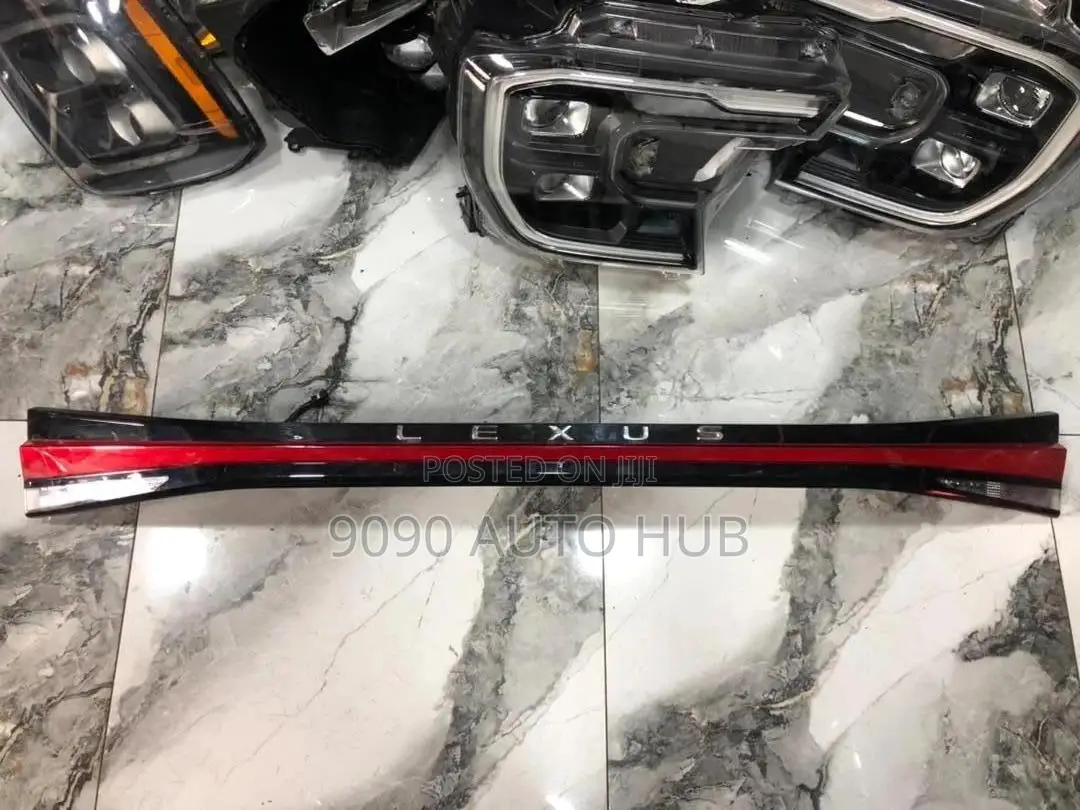 Lexus RX350 Boot Light (Foreign Used – Premium OEM)