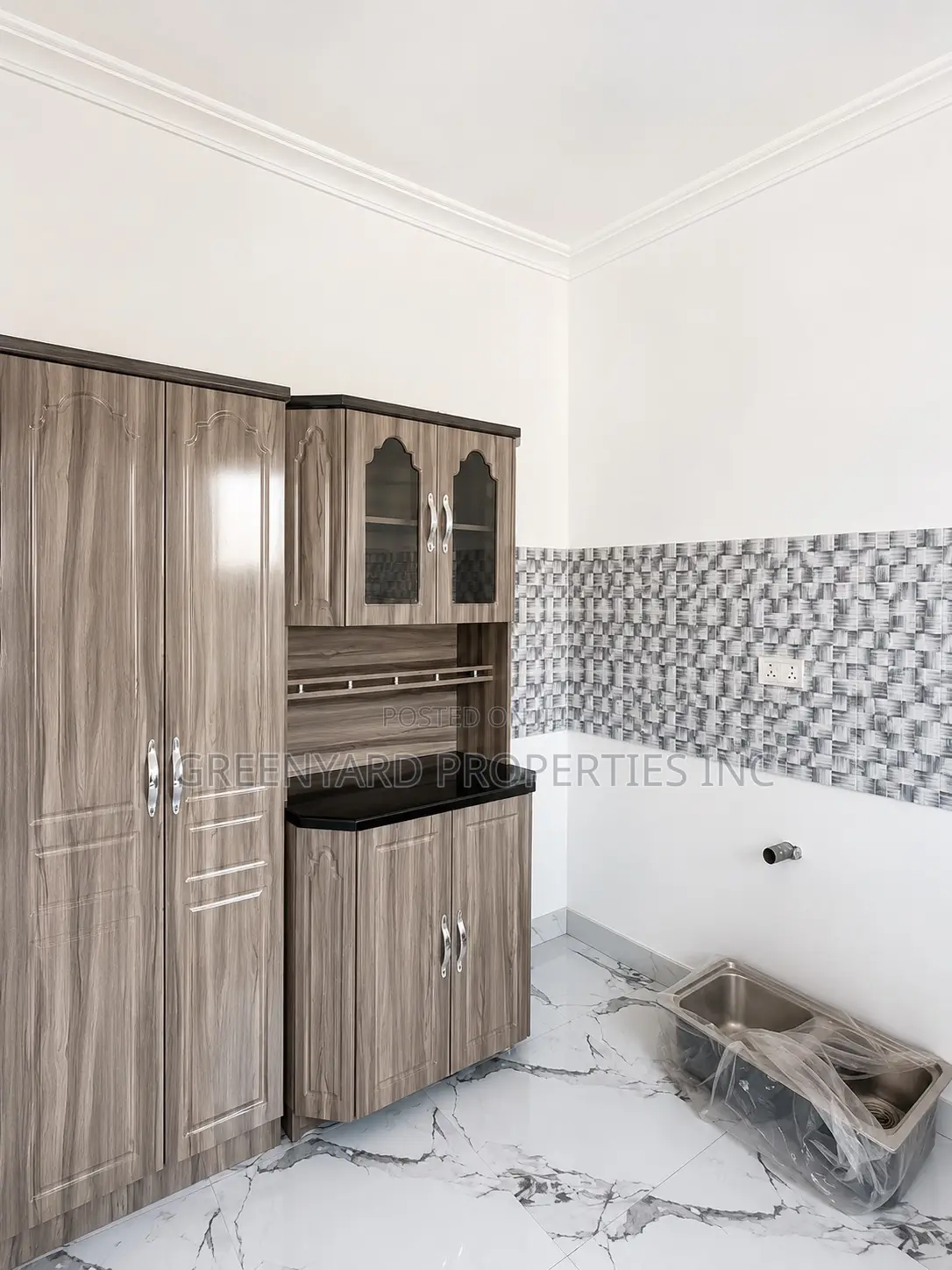 1bdrm Apartment in A&C Mall, East Legon for rent