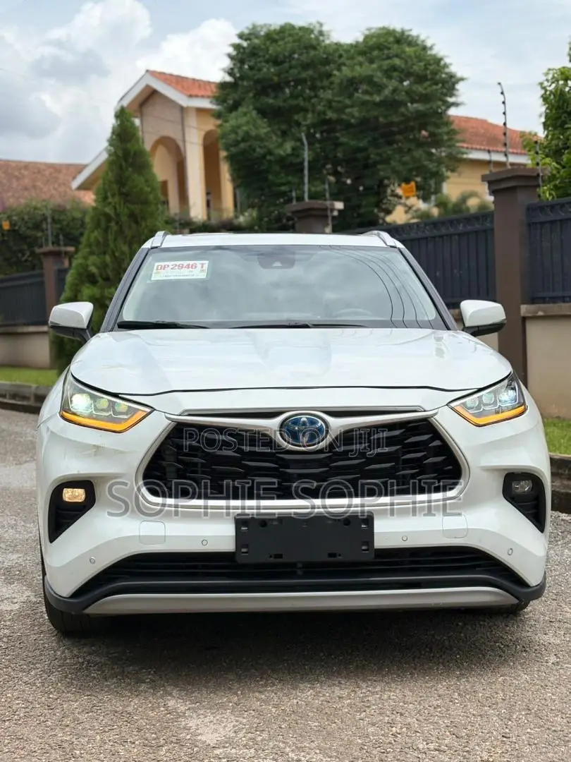 Toyota Highlander XLE 2021 Black
