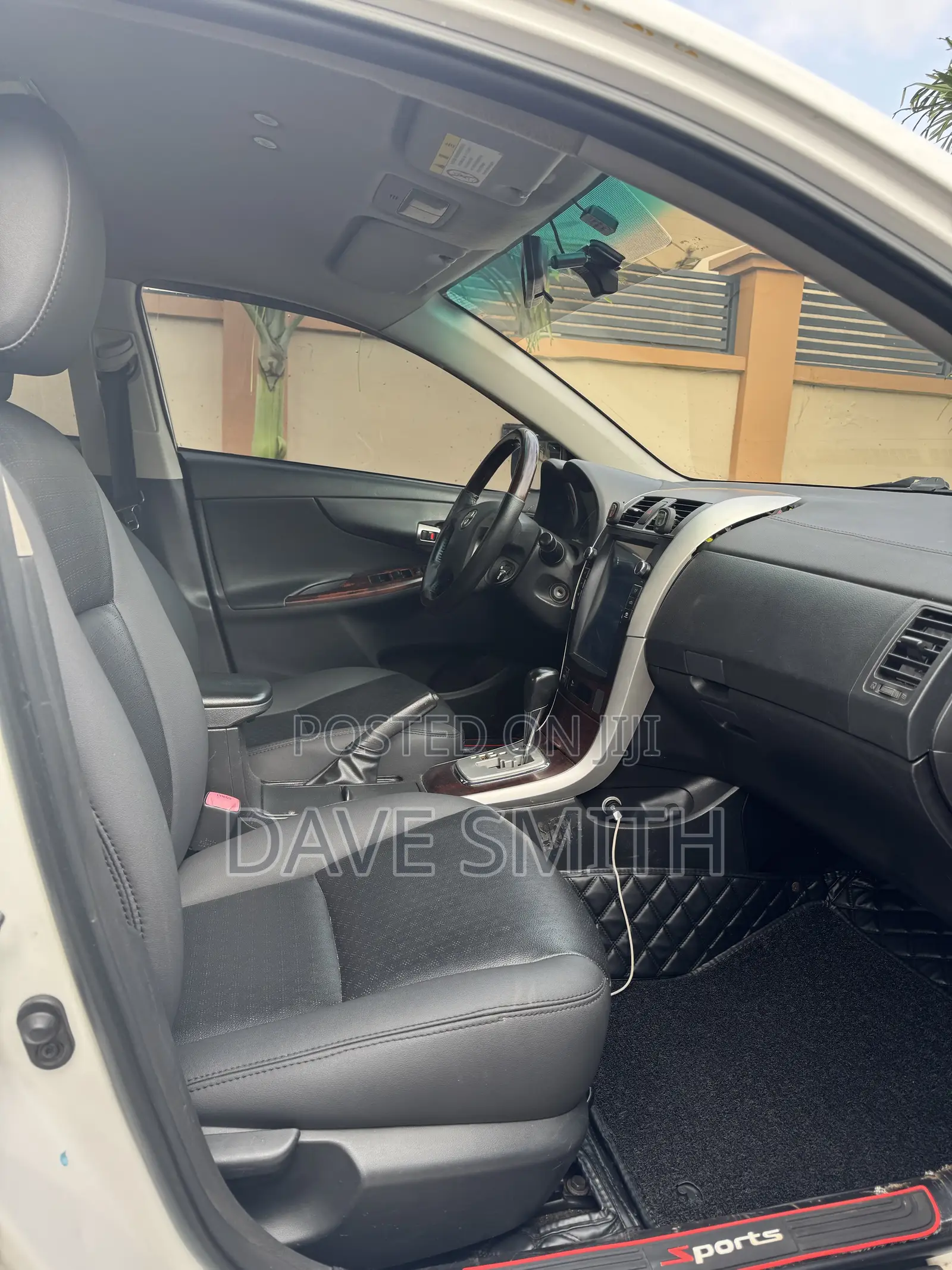 Toyota Corolla Altis 2012 White